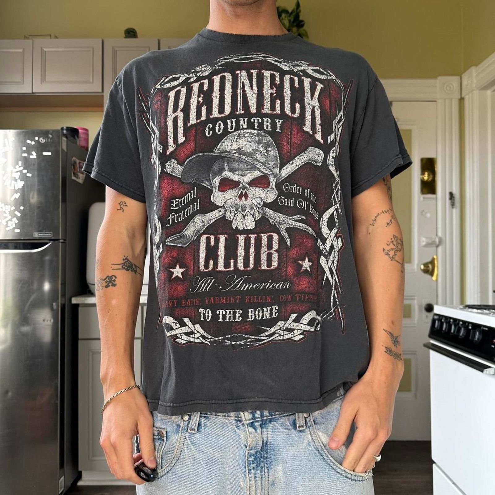 Vintage Vintage Black Faded Thrashed Red Neck Skull Graphic Shirt Size US M / EU 48-50 / 2 - 6 Thumbnail