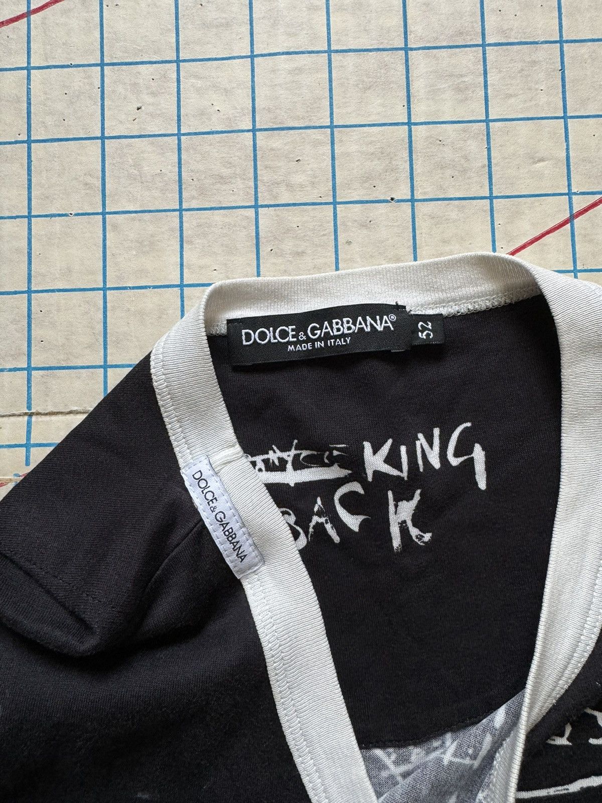 Dolce & Gabbana Dolce & Gabbana Royal Scribble Basquiat Style Tee Art Crown Size US L / EU 52-54 / 3 - 4 Thumbnail