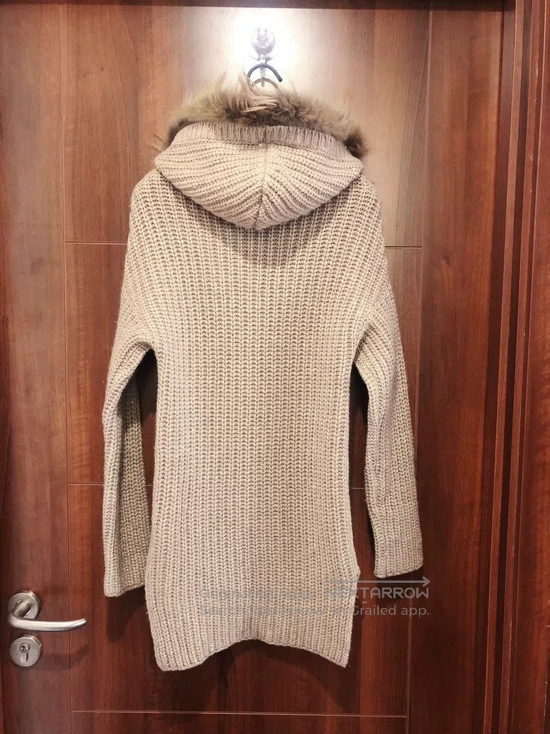 Brunello Cucinelli Brunello Cucinelli Cashmere and Glitter Fox Fur Collar Swe Size XS / US 0-2 / IT 36-38 - 3 Thumbnail