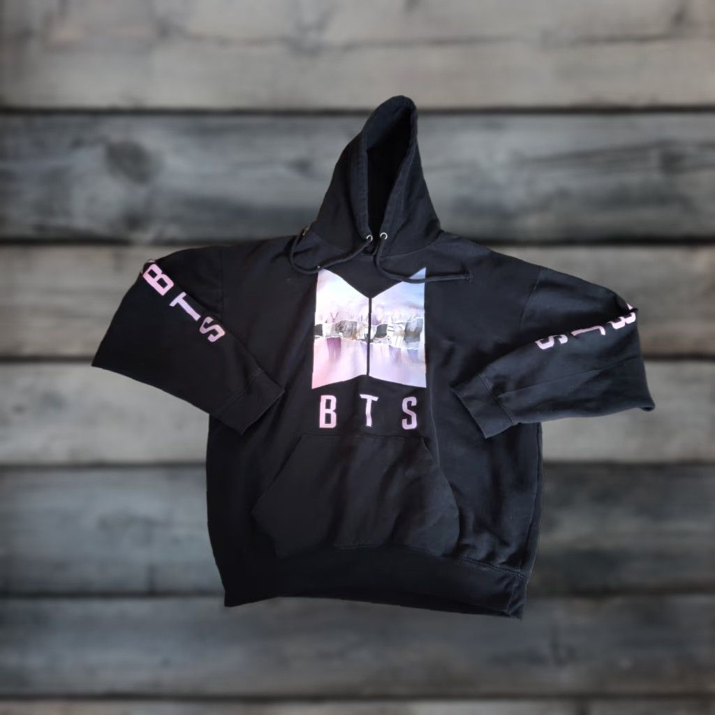 Vintage Pacific & Co. BTS K-Pop Boy Band Hoodie Unisex Adults L Gray Graphic Print Pullover Hooded Sweatshirt Size US L / EU 52-54 / 3 - 1 Thumbnail