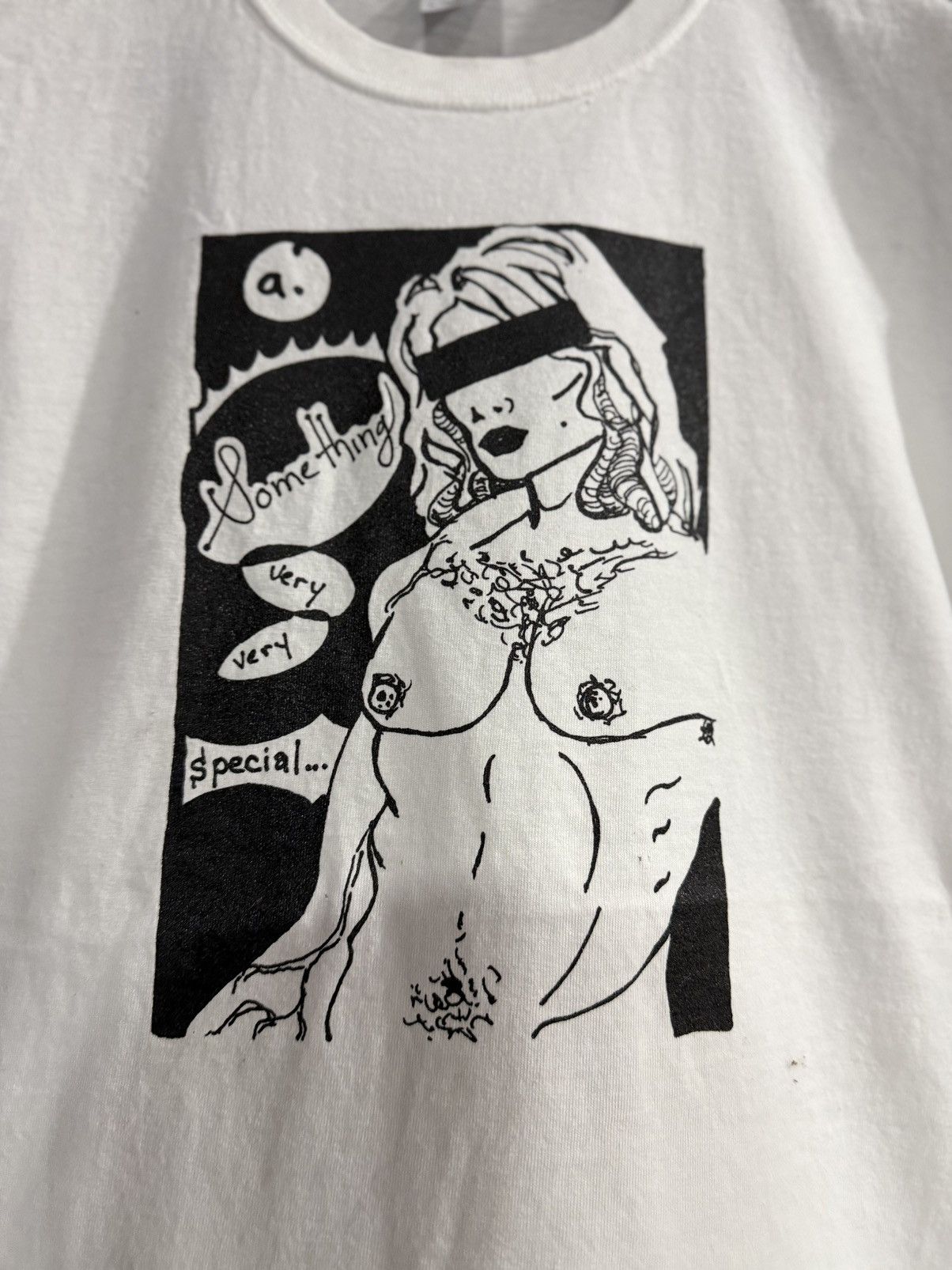 Arts & Science × Vintage Vintage Nekad Girl Something Very Very Special Art Tee Size US L / EU 52-54 / 3 - 2 Thumbnail