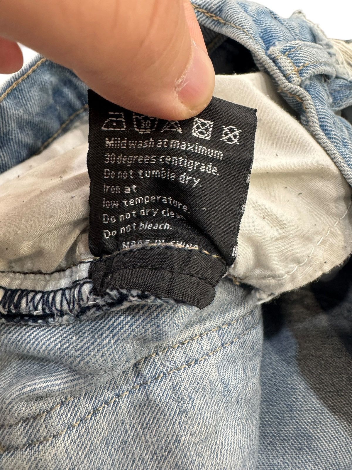 Who Decides War Who Decides War Embroidered Blue Jeans Size US 30 / EU 46 - 9 Thumbnail