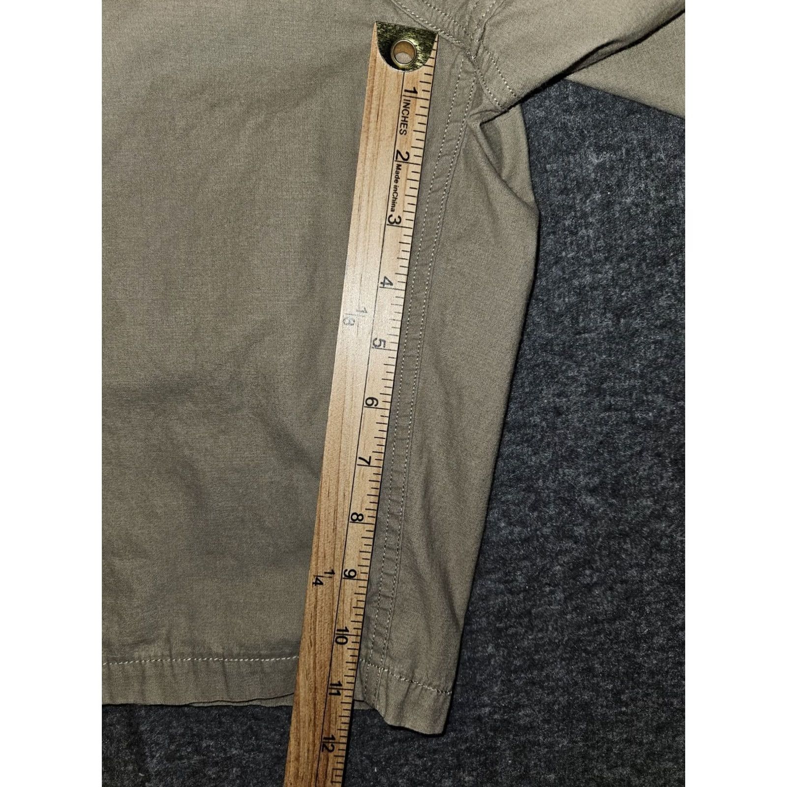 Levi's Levi's Cargo Shorts Men 30 Beige High Rise White Tab Long Casual 90s Outdoor American Mens Size US 30 / EU 46 - 6 Thumbnail
