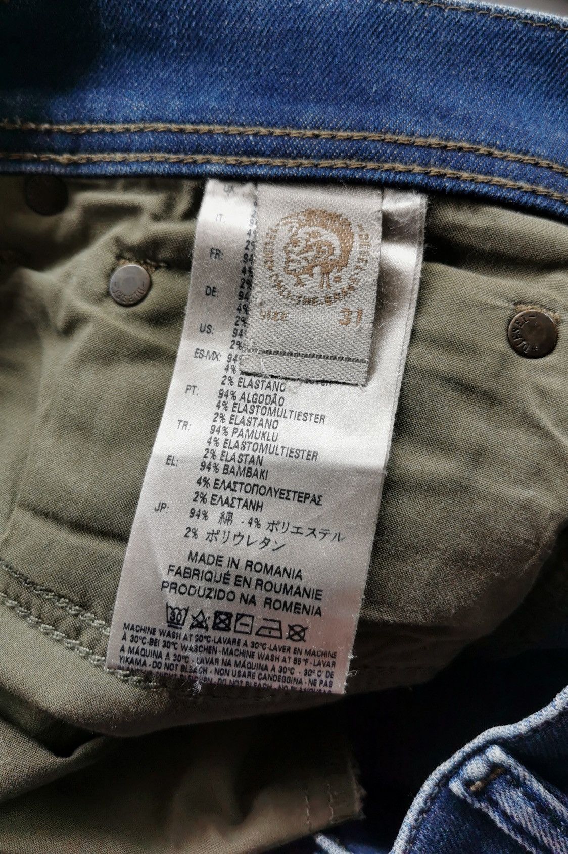Diesel Vintage Diesel Tepphar Slim Carrot Denim Jeans Size US 33 - 8 Thumbnail