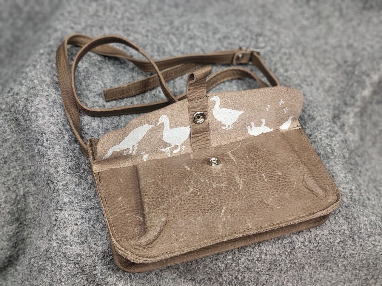 Leather Keecie Design Leather small shoulder bags Goose bumps Size ONE SIZE - 6 Thumbnail