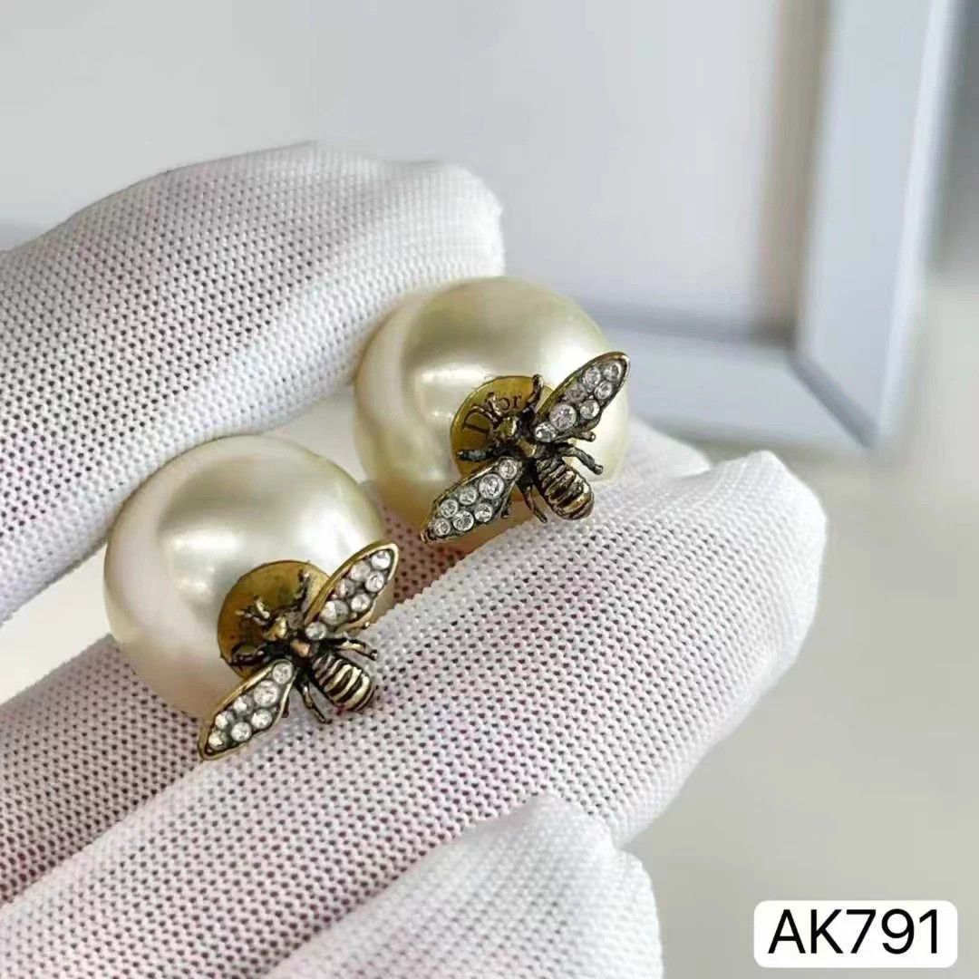 Dior Dior Bee Pearl Earrings New AK791 Size ONE SIZE - 5 Thumbnail