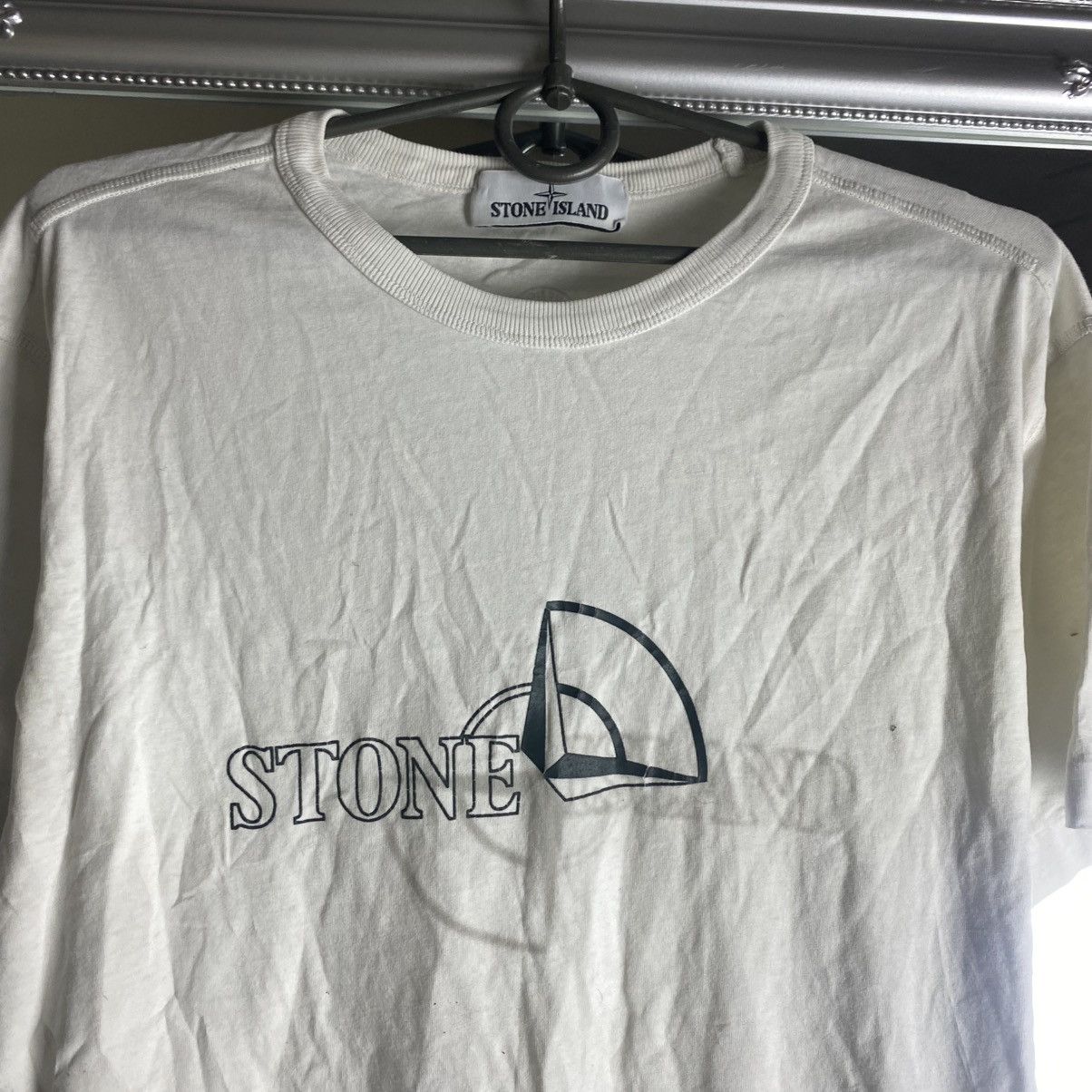 Stone Island Vintage Stone Island T shirt Centre Logo Casual L Size US S / EU 44-46 / 1 - 4 Thumbnail