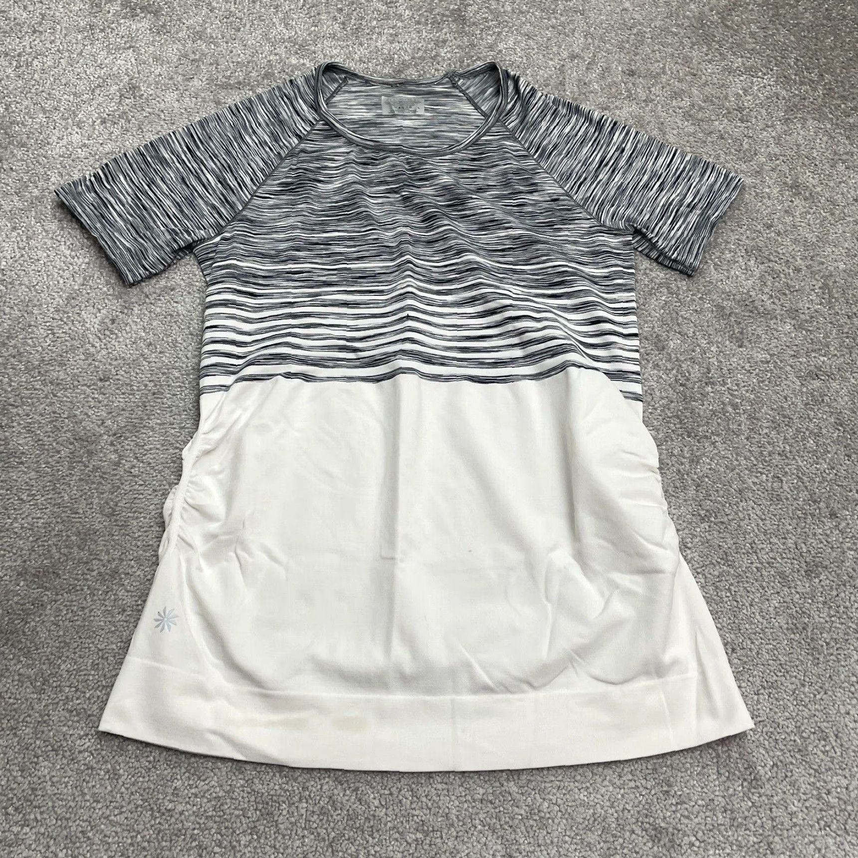 Athleta Athleta Shirt Womens L White Striped Round Neck Casual Size L / US 10 / IT 46 - 2 Thumbnail