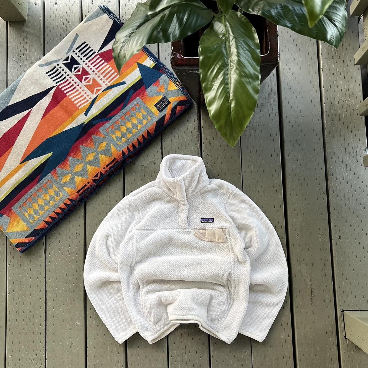 Patagonia × Vintage Patagonia Fleece White Sherpa T-Snap Pullover Size M / US 6-8 / IT 42-44 - 3 Thumbnail