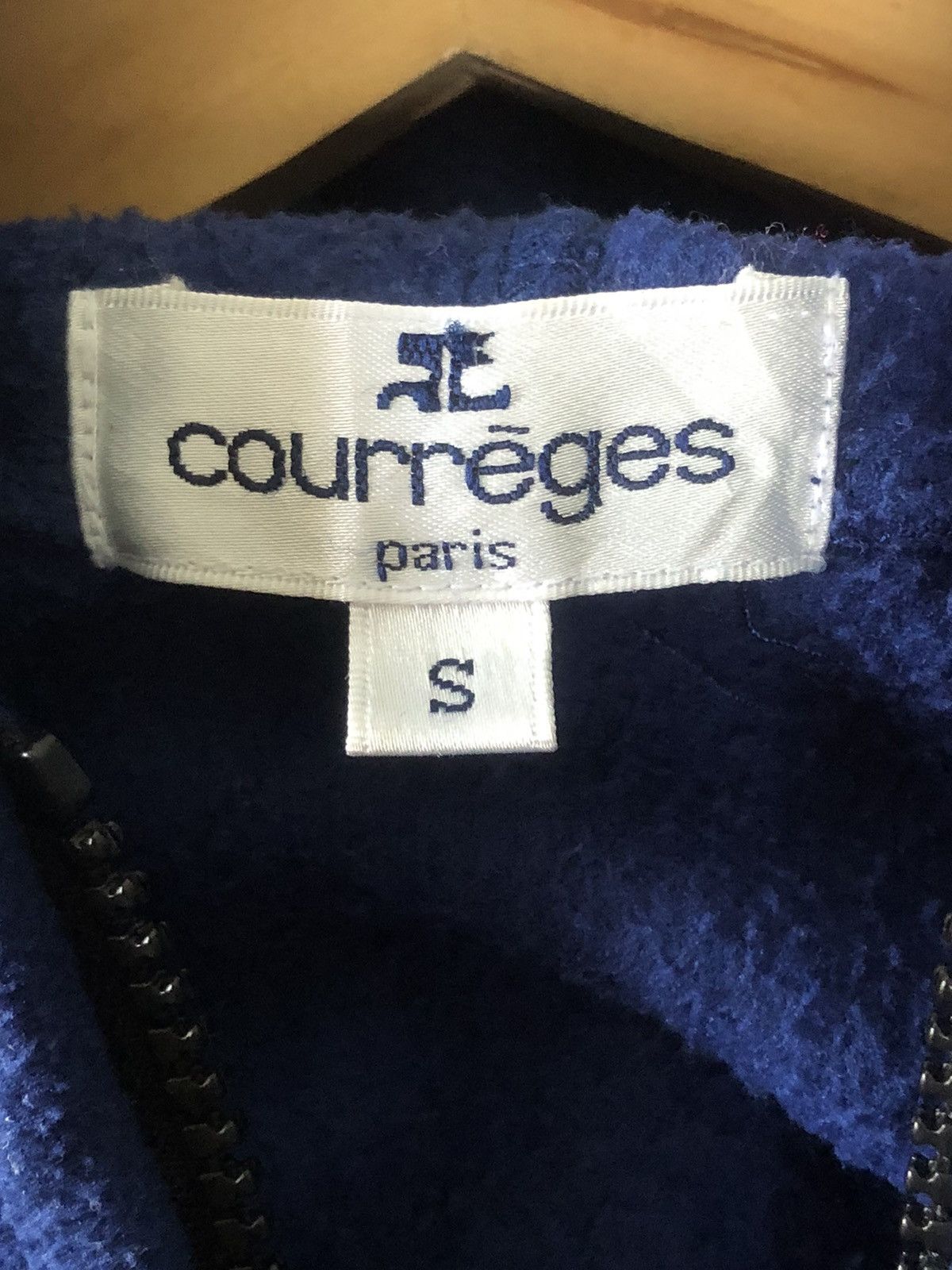 Courreges Courreges Fleece Jacket With Hoodie Big Logo Zipper Size US S / EU 44-46 / 1 - 13 Thumbnail