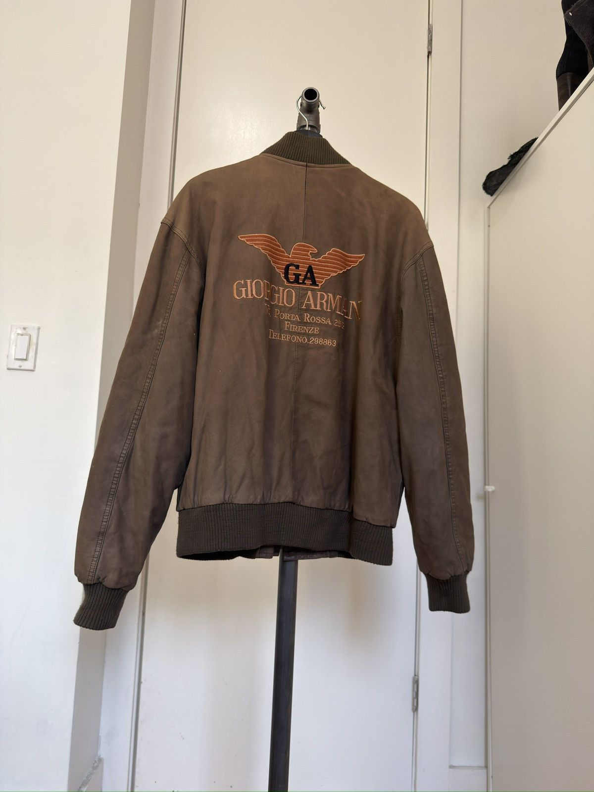 Giorgio Armani ‘80s Leather Logo Bomber Size US L / EU 52-54 / 3 - 2 Thumbnail