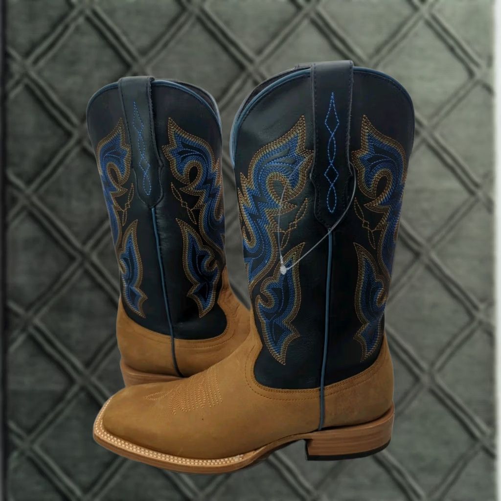 Vintage VINTAGE? No. Size US 9 / EU 42 - 1 Thumbnail