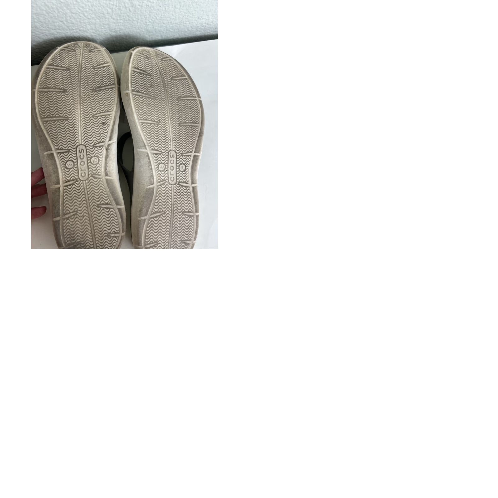 Crocs Crocs Sandals Womens 10 Swiftwater Iconic Comfort Slip On Gray White Beach Casual Outdoor Beach Womens Size US 10 / IT 40 - 10 Thumbnail