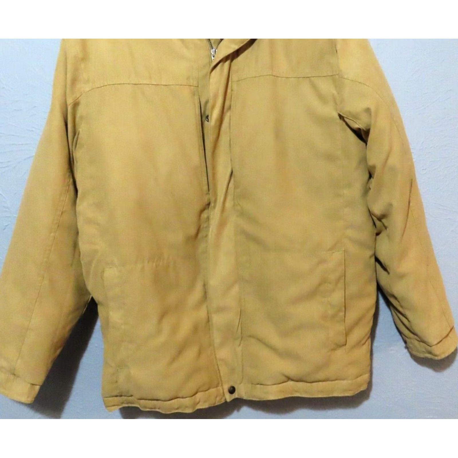 Vintage Columbia Coat Mens M Beige Polyester Microfiber Lined Winter Bomber Jacket Logo Accents Casual Travel Classic Outdoor Size US M / EU 48-50 / 2 - 7 Thumbnail