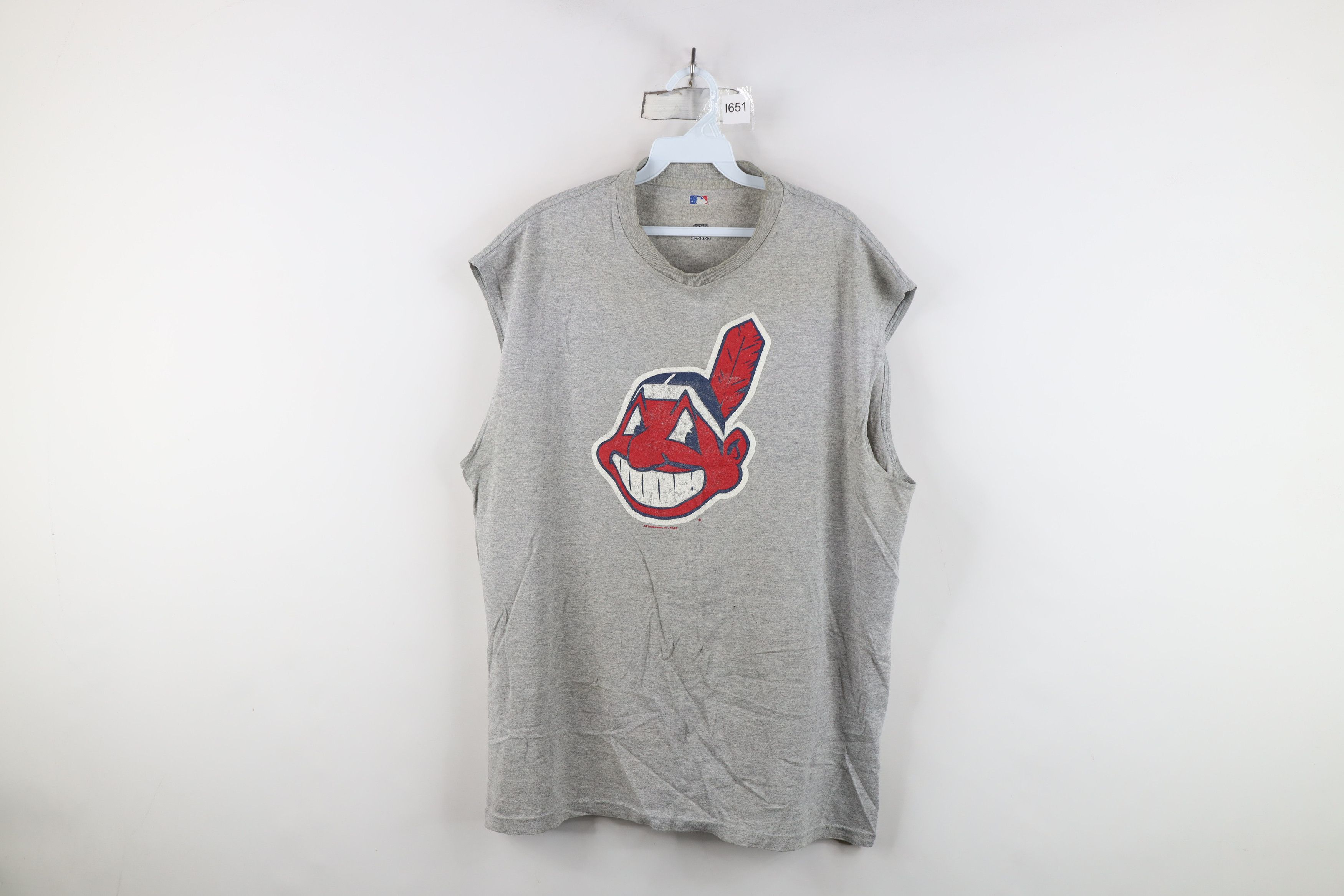 Vintage Vintage Y2K Chief Cleveland Indians Muscle T-Shirt Gray Size US XL / EU 56 / 4 - 1 Thumbnail