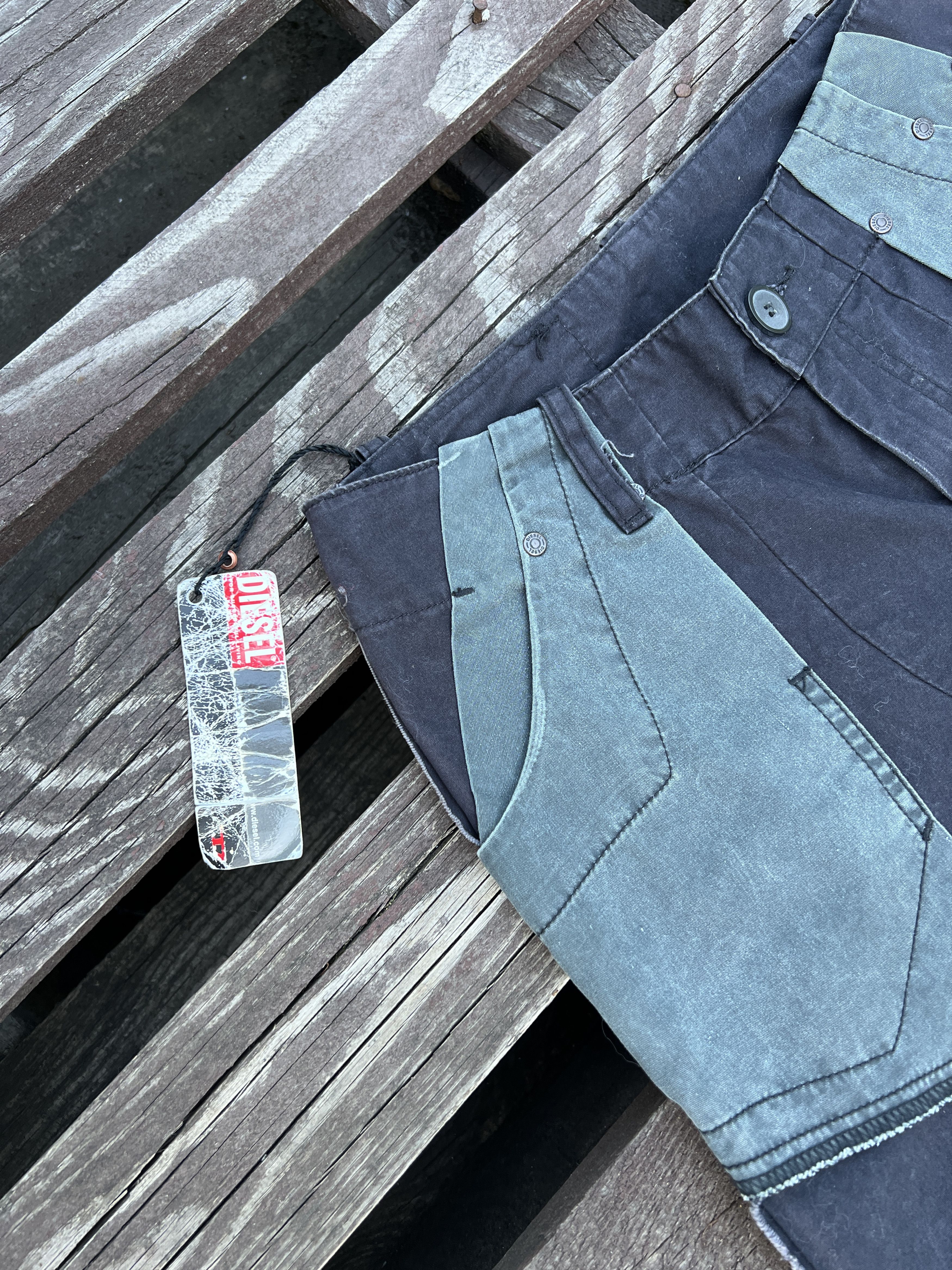 Diesel Diesel Vintage Y2K Distressed Flare Washed Pants Size 25" / US 0 / IT 36 - 3 Thumbnail