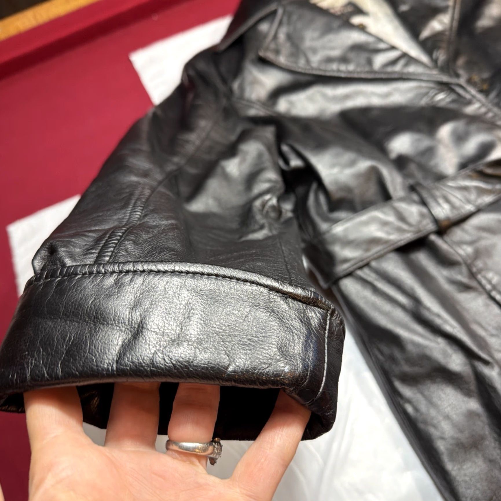 Wilson VINTAGE Wilson Leather Trench Coat Women XL Button Front Belted Pockets Thinsulate Lining 90s Classic Motorcycle, Black, Jacket Size XL / US 12-14 / IT 48-50 - 7 Thumbnail
