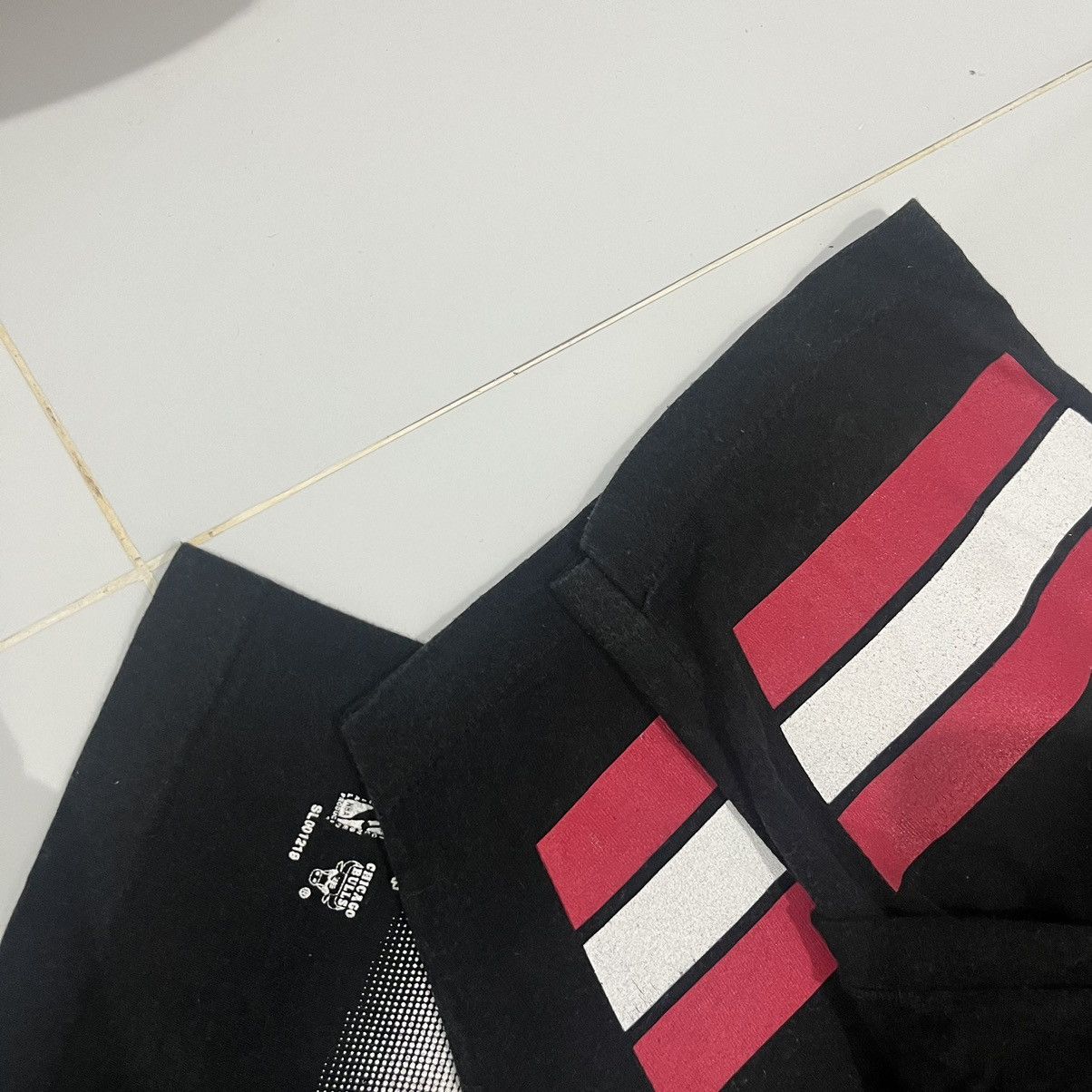 Salem Sportswear × Vintage Chicago Bulls Vintage Tee Salem tag Size US L / EU 52-54 / 3 - 9 Thumbnail