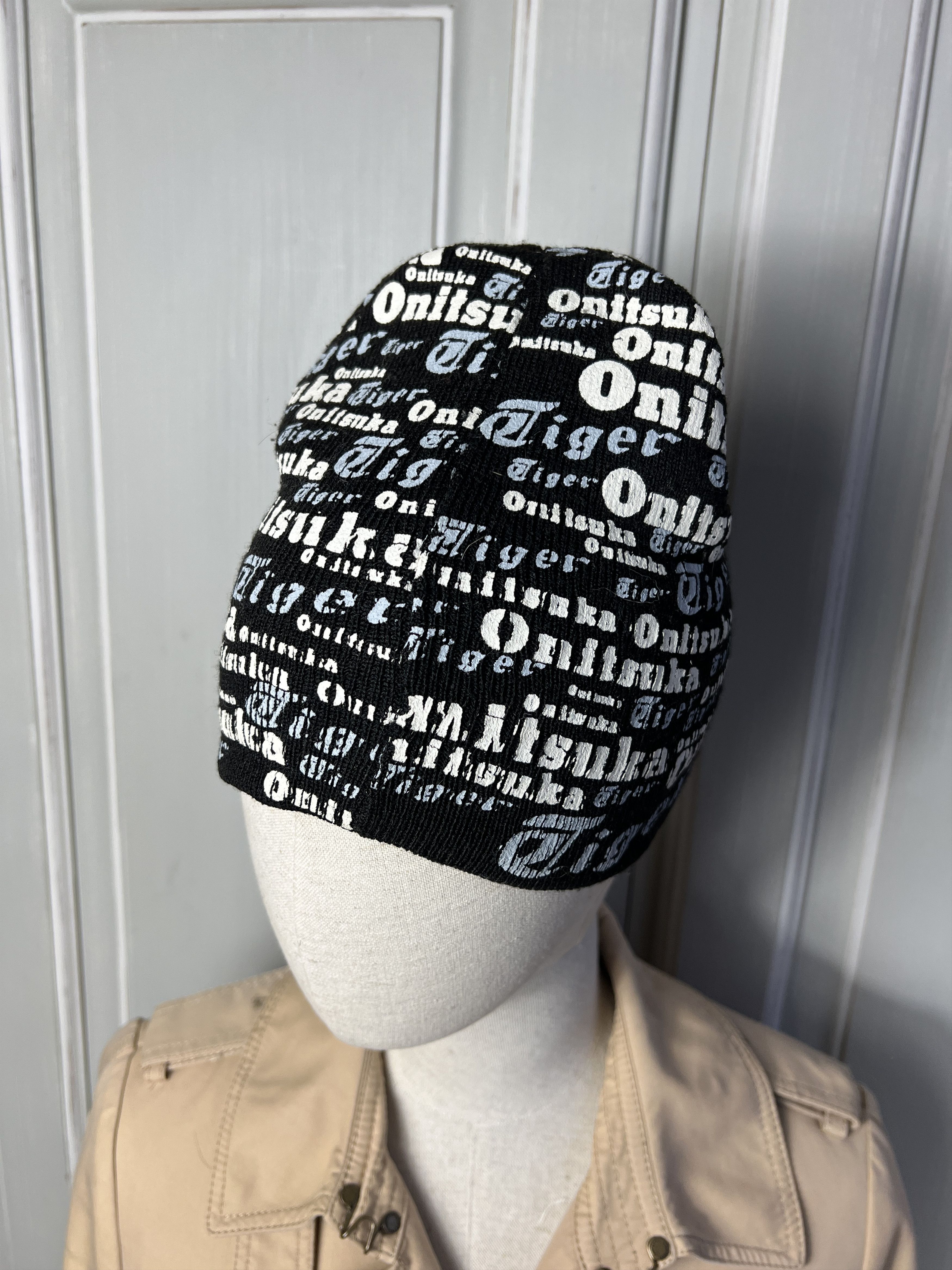 VINTAGE ONITSUKA TIGER SPELLOUT MONOGRAM beanie hat