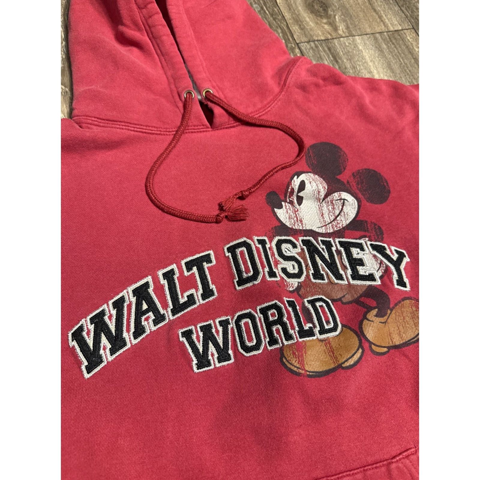 Disney VINTAGE Mickey Mouse Embroidered Red Hoodie Sweatshirt 90s Small Unisex Adults S Size US S / EU 44-46 / 1 - 4 Thumbnail