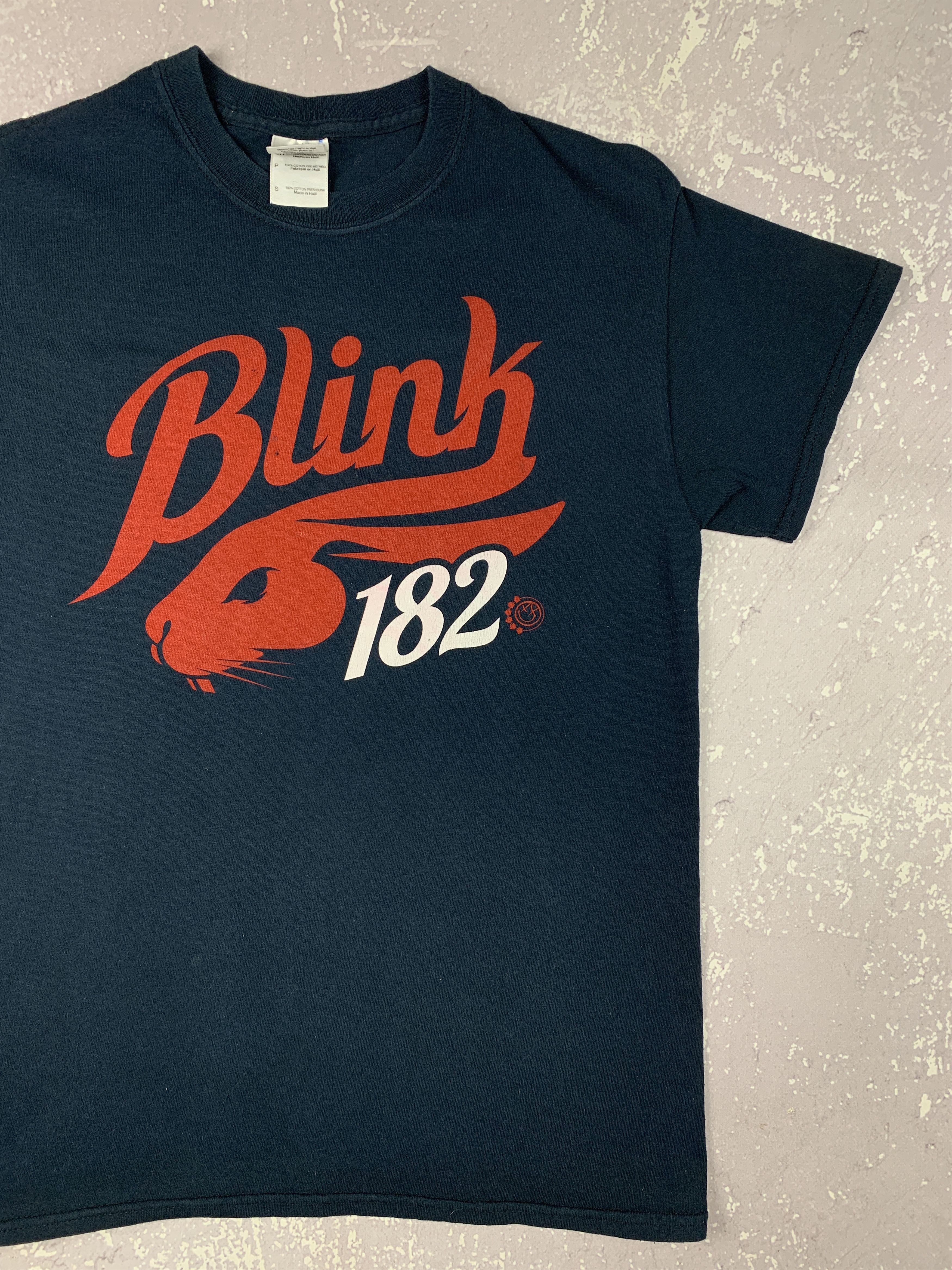 Band Tees × Vintage Vintage Y2K Blink 182 Rabbit Band Rock Pop Punk Tee Shirt Size US S / EU 44-46 / 1 - 2 Thumbnail