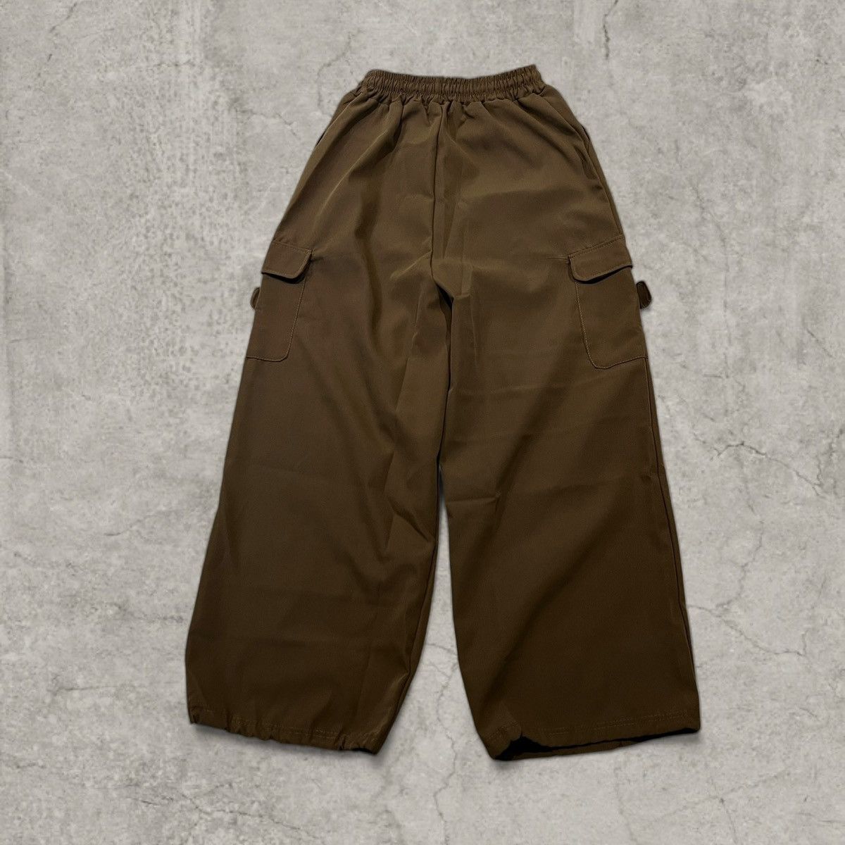 Japanese Brand Insane baggy relaxed fit cargo trousers in brown. Size S/M Size US 32 / EU 48 - 4 Thumbnail