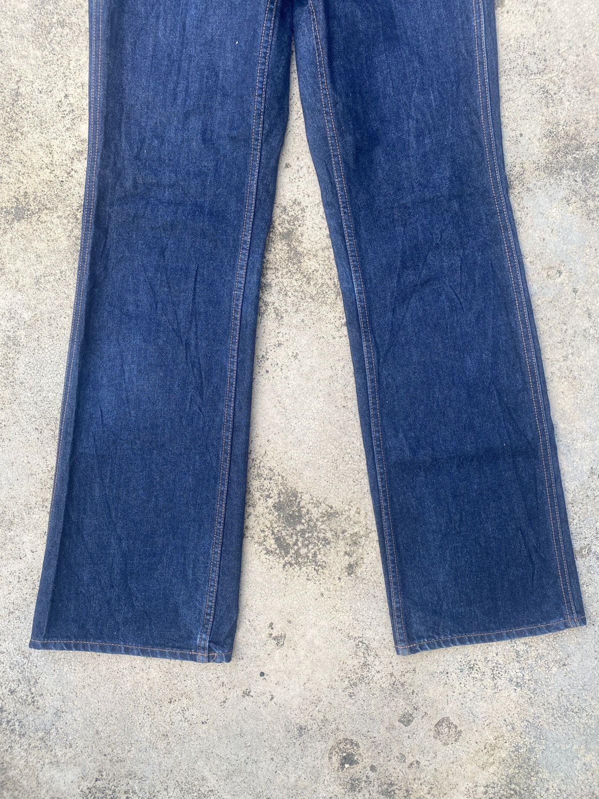 Japanese Brand × Tornado Mart × Uniqlo Flare Jeans Uniqlo Blue Denim Size US 26 / EU 42 - 12 Thumbnail