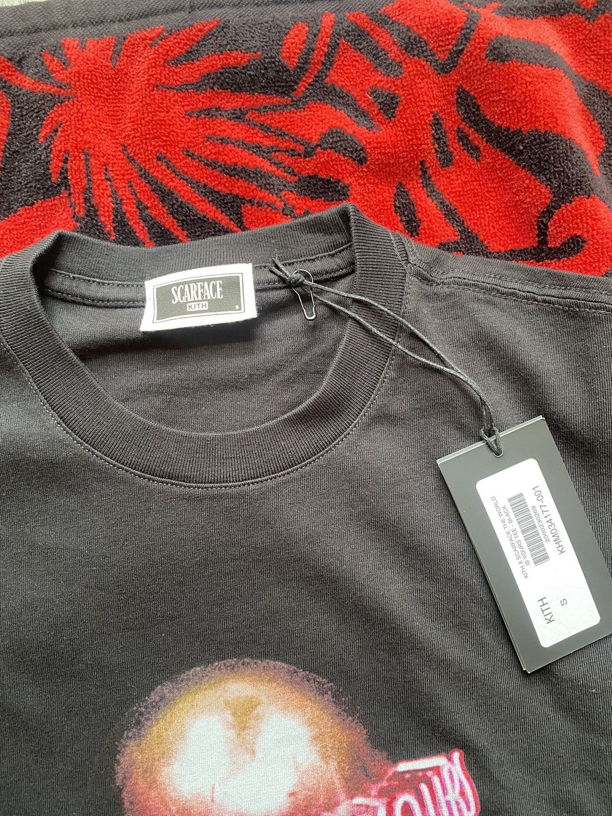 Kith Kith Scarface The World Is Yours Tee Small Size US S / EU 44-46 / 1 - 3 Thumbnail