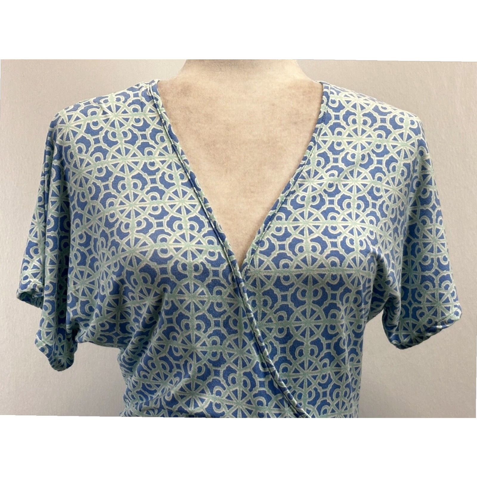 Vineyard Vines Vineyard Vines Dress Womens Medium GUC Knee Length Jersey Short Sleeve Faux Wrap Size M / US 6-8 / IT 42-44 - 5 Thumbnail