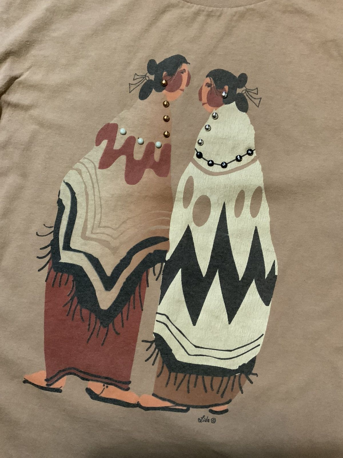 Vintage Vintage 90s Lida Souers Native American Indigenous T-Shirt Size US L / EU 52-54 / 3 - 1 Thumbnail