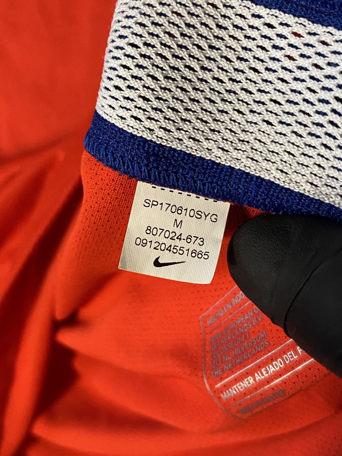 Nike Match Worn Chile Nike Soccer Jersey 2018 Perez #8 Football Size US M / EU 48-50 / 2 - 4 Thumbnail