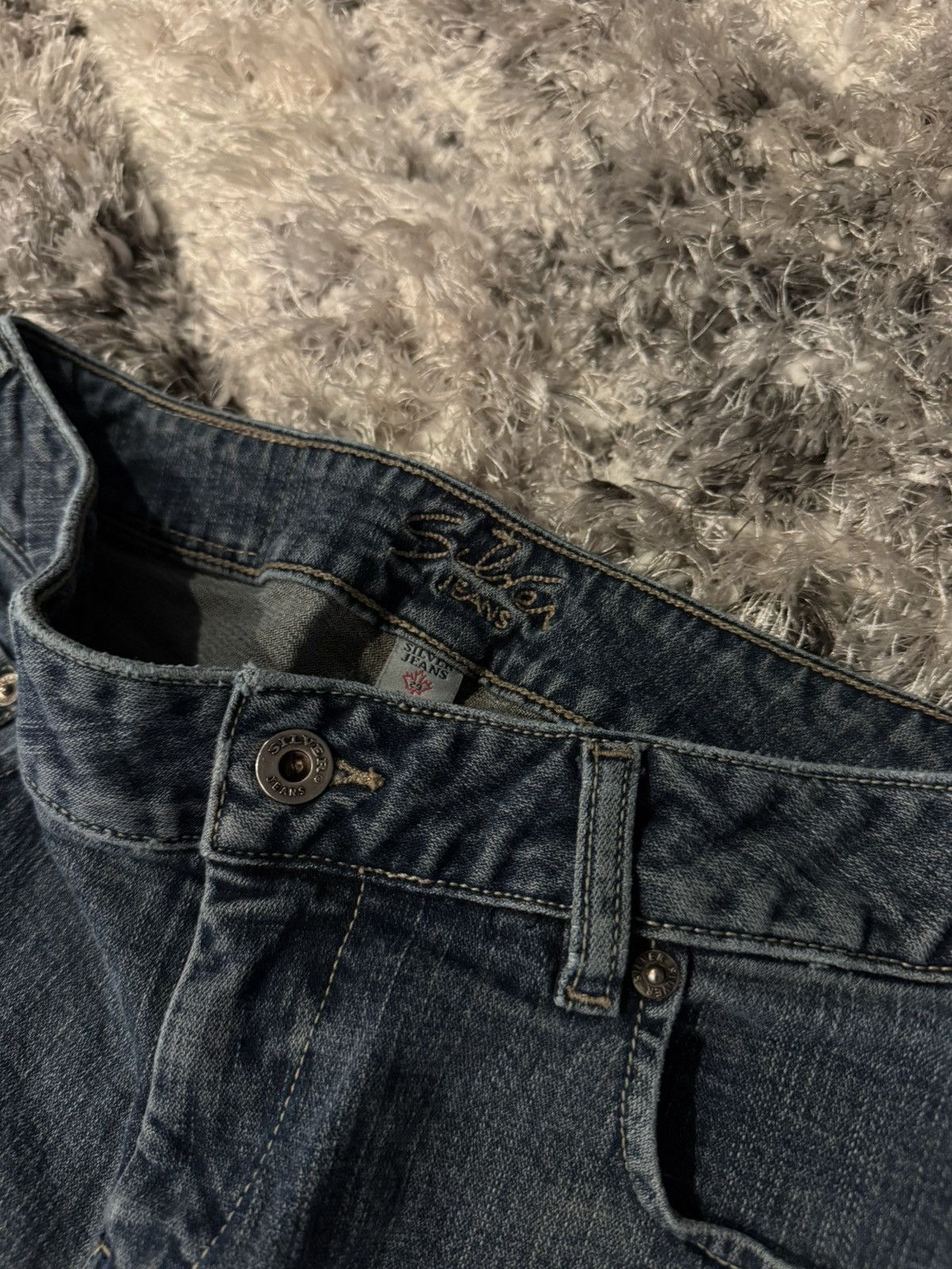 Silver Jeans Co. Y2K Silver co low rise flare jeans Size 29" - 4 Thumbnail