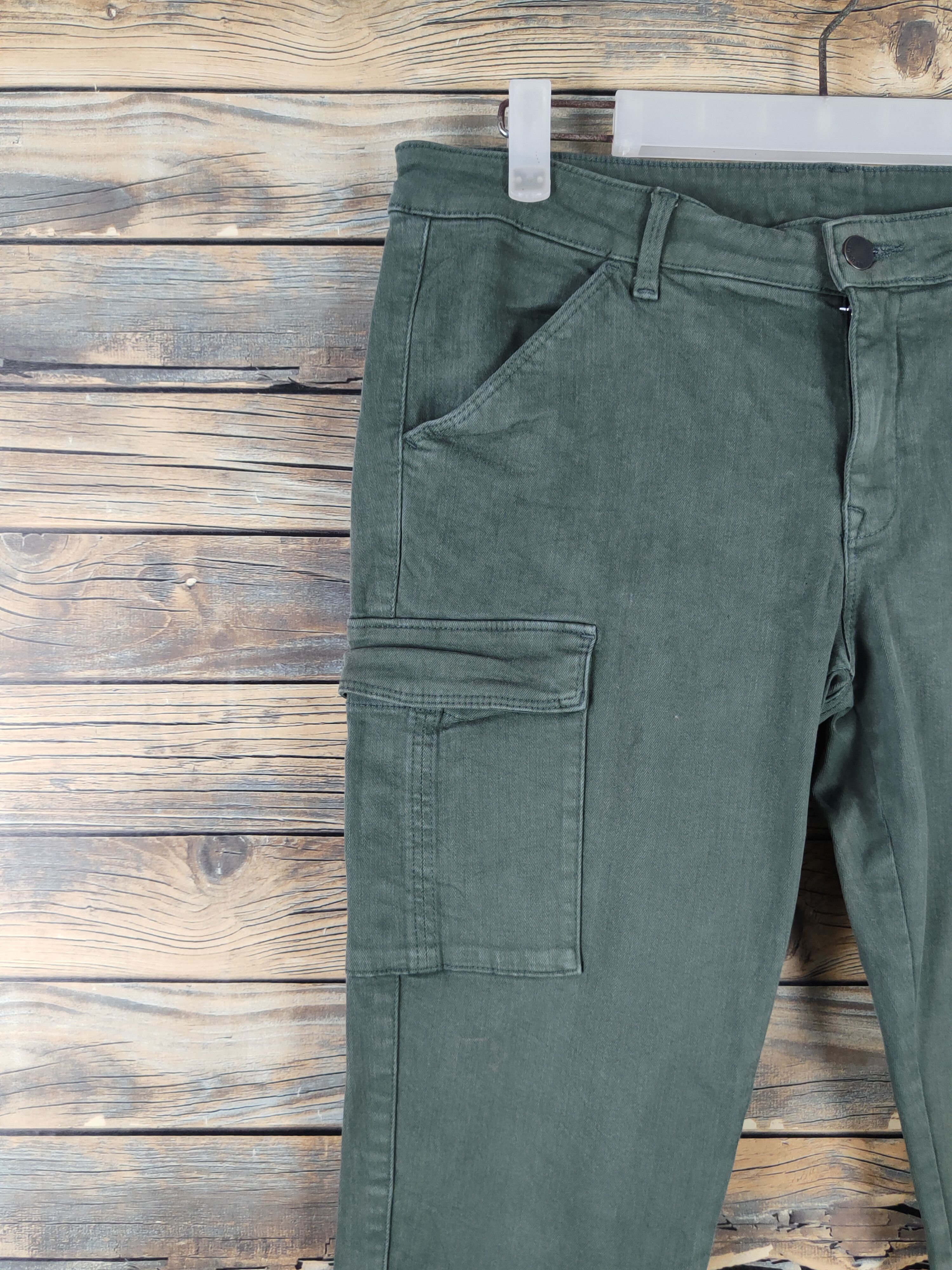 Japanese Brand Uniqlo Green Multipocket Tactical Cargo Pants #W1895 Size US 30 / EU 46 - 3 Thumbnail