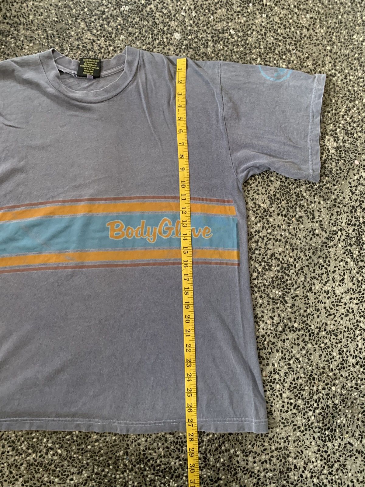 Body Glove Vintage 90s Body Glove Syreetwear / Skate / Surf T shirt Size US M / EU 48-50 / 2 - 9 Thumbnail