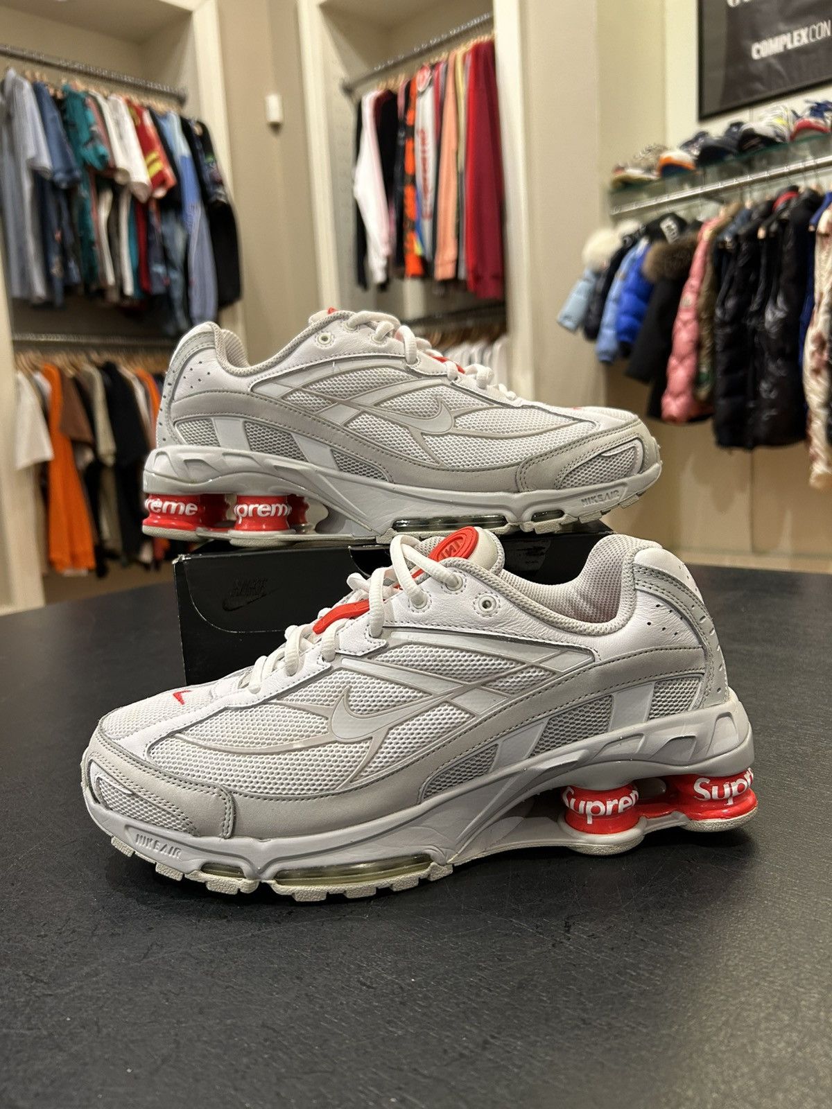 Nike × Supreme Nike Supreme Shox White Size US 9 / EU 42 - 1 Thumbnail