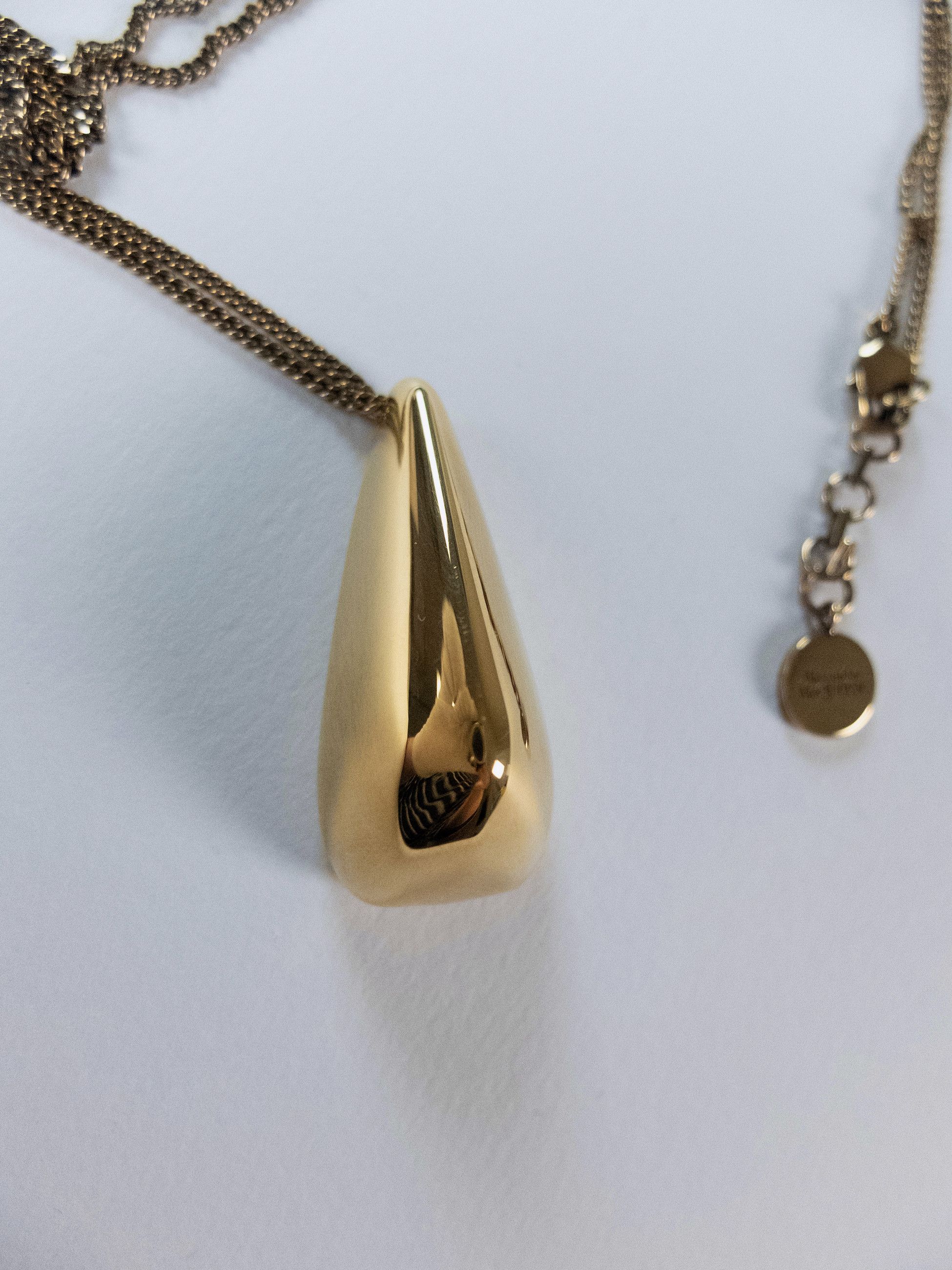 Alexander McQueen ALEXANDER MCQUEEN Claw gold tone metal charm necklace Size ONE SIZE - 6 Thumbnail