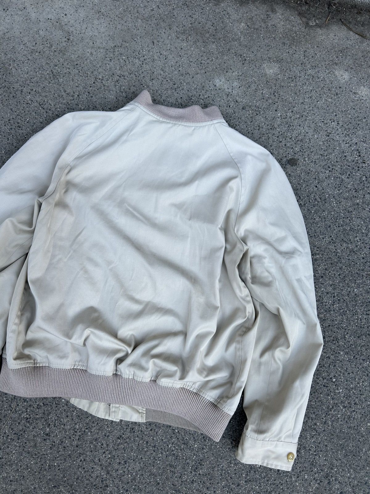 Burberry Vintage Burberry’s beige Jacket with small logo streetwear Size US M / EU 48-50 / 2 - 16 Thumbnail