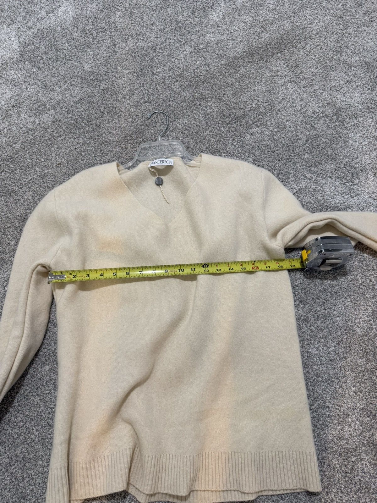 JW Anderson JW ANDERSON V Neck Wool Sweater M High Fashion Designer Size M / US 6-8 / IT 42-44 - 7 Thumbnail