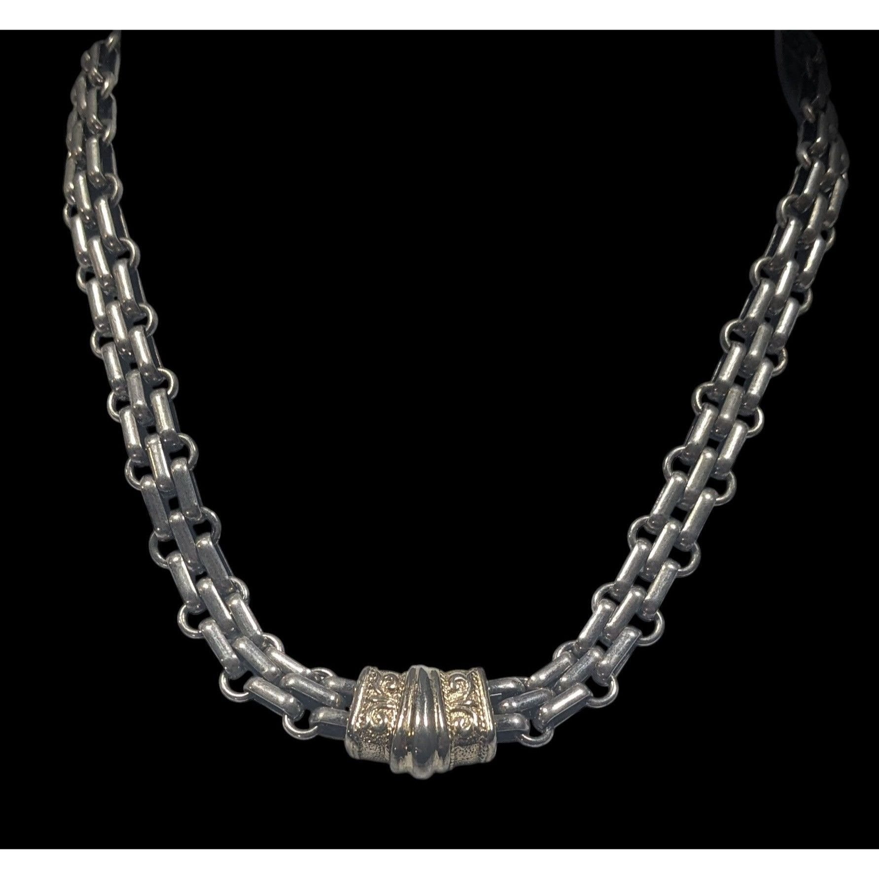 Other Unique Chunky Silver Tone Chain Necklace With Magnetic Clasp Size ONE SIZE - 3 Thumbnail