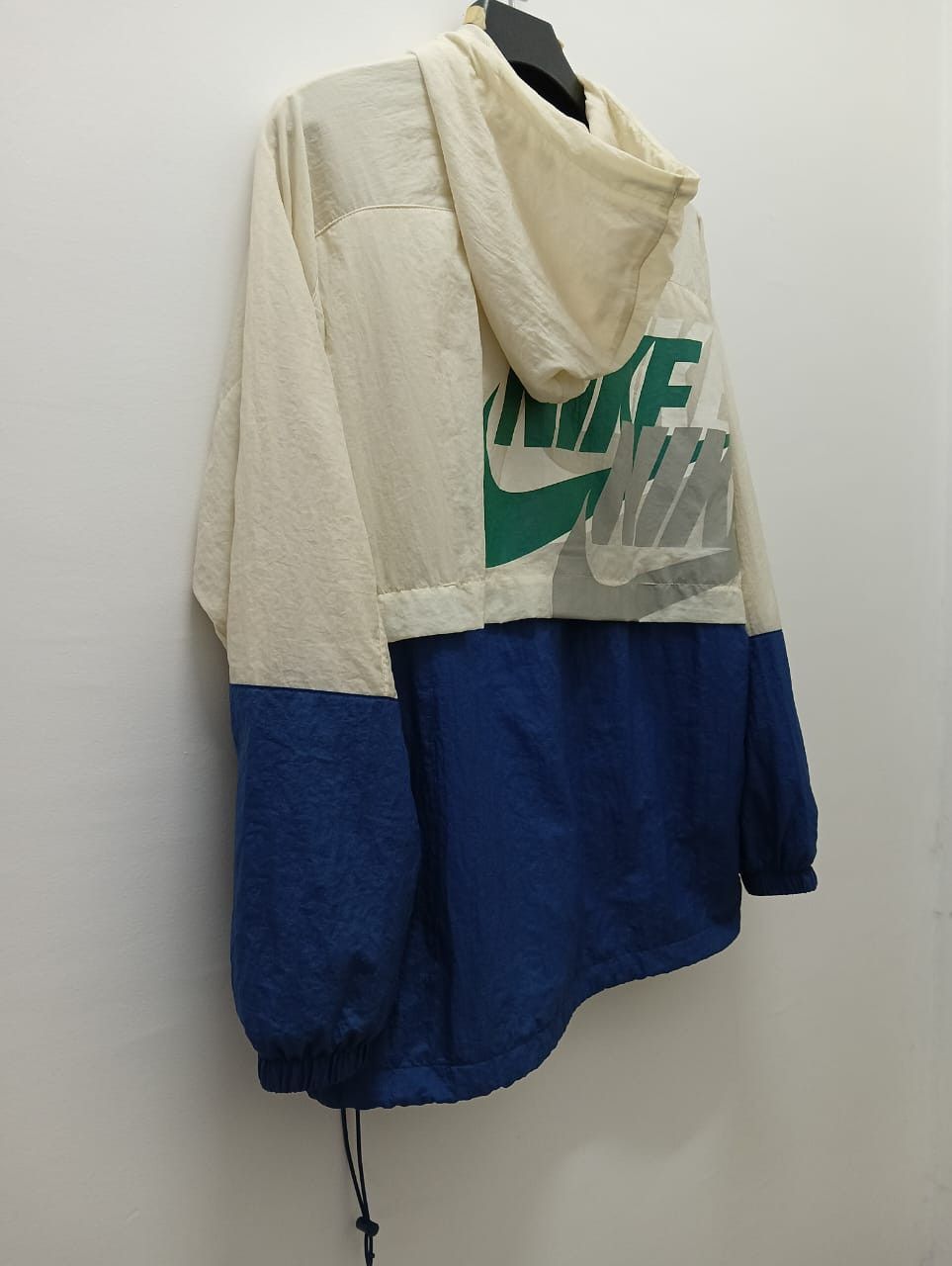Japanese Brand × Vintage Best Offer 🔥Vintage Nike Bog Logo X-Large Size Size US XL / EU 56 / 4 - 9 Thumbnail