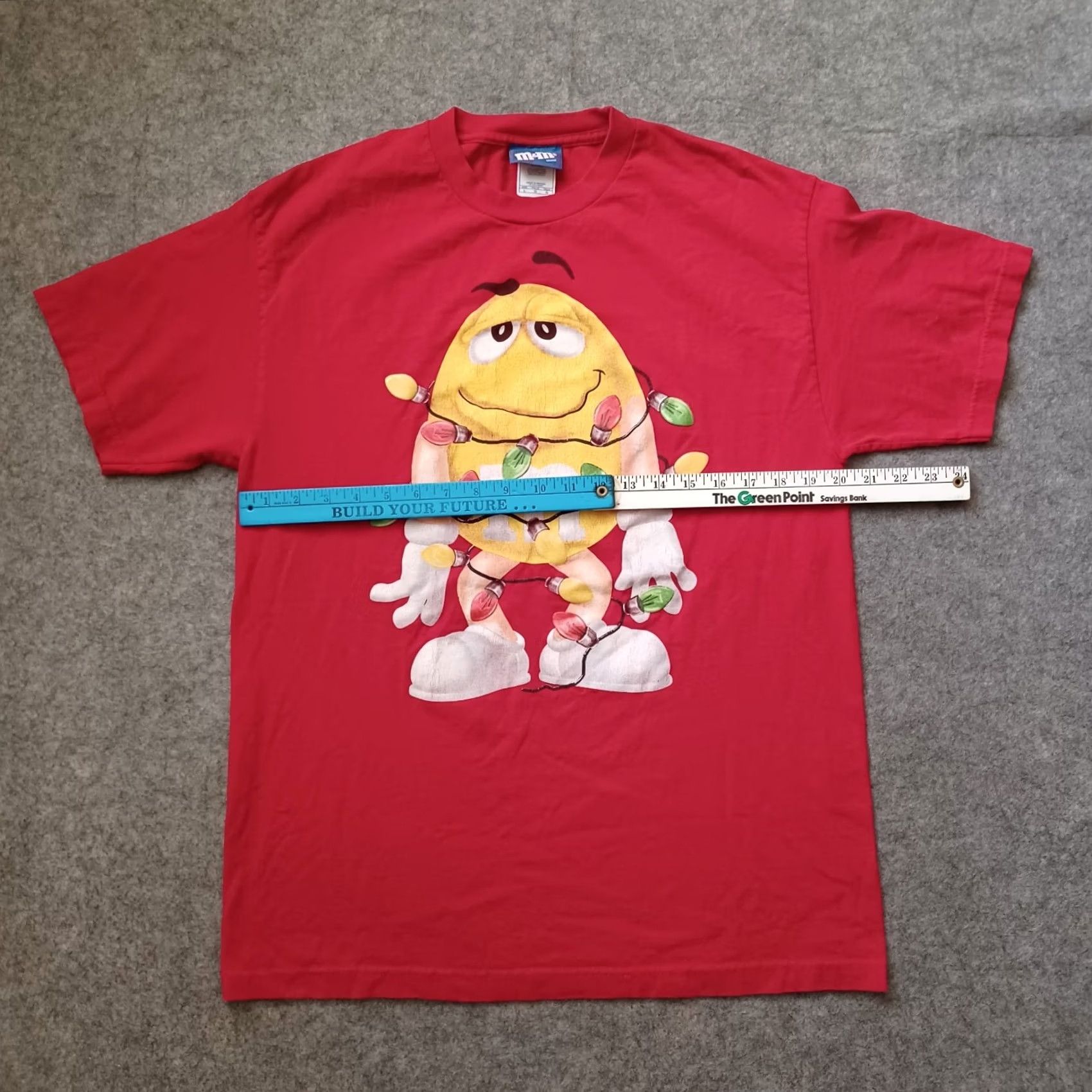 Vintage M&M's T Shirt Mens Large Red Christmas Wrapped in Lights Short Sleeve Vintage Mens Size US L / EU 52-54 / 3 - 4 Thumbnail