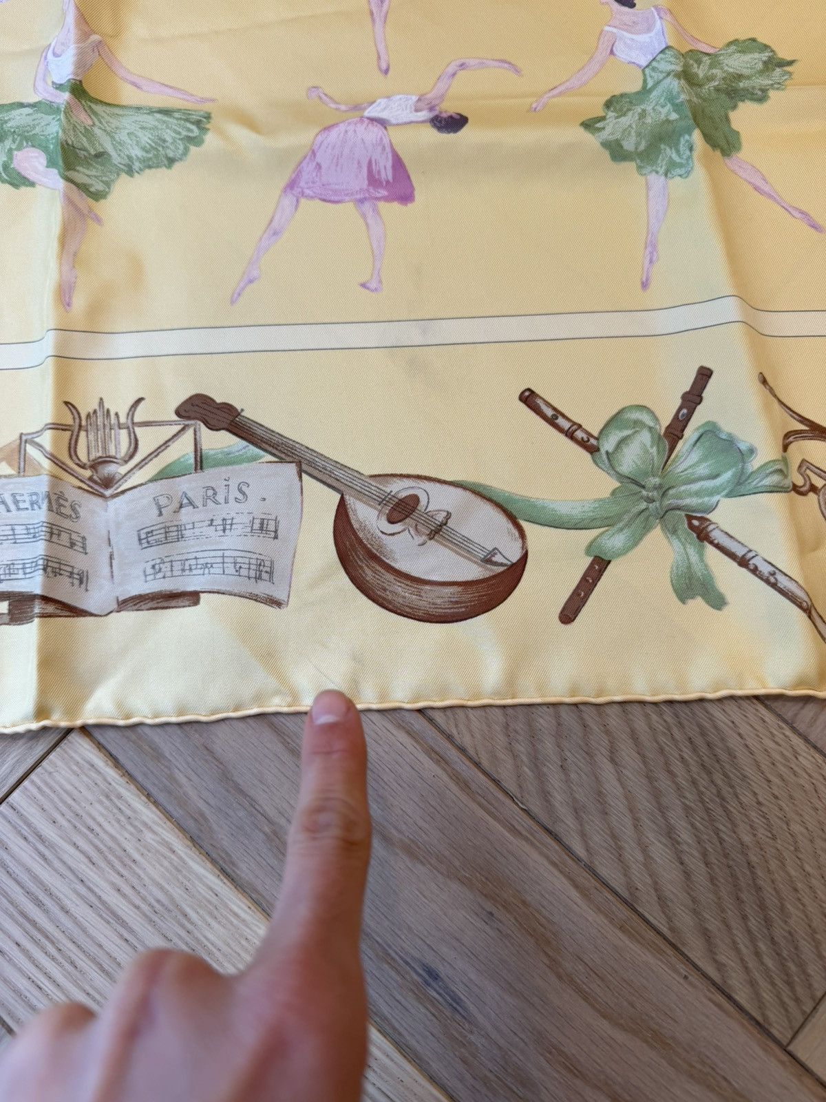 Hermes VINTAGE HERMÈS “LA DANSE” 100% SILK SCARF Size ONE SIZE - 12 Thumbnail