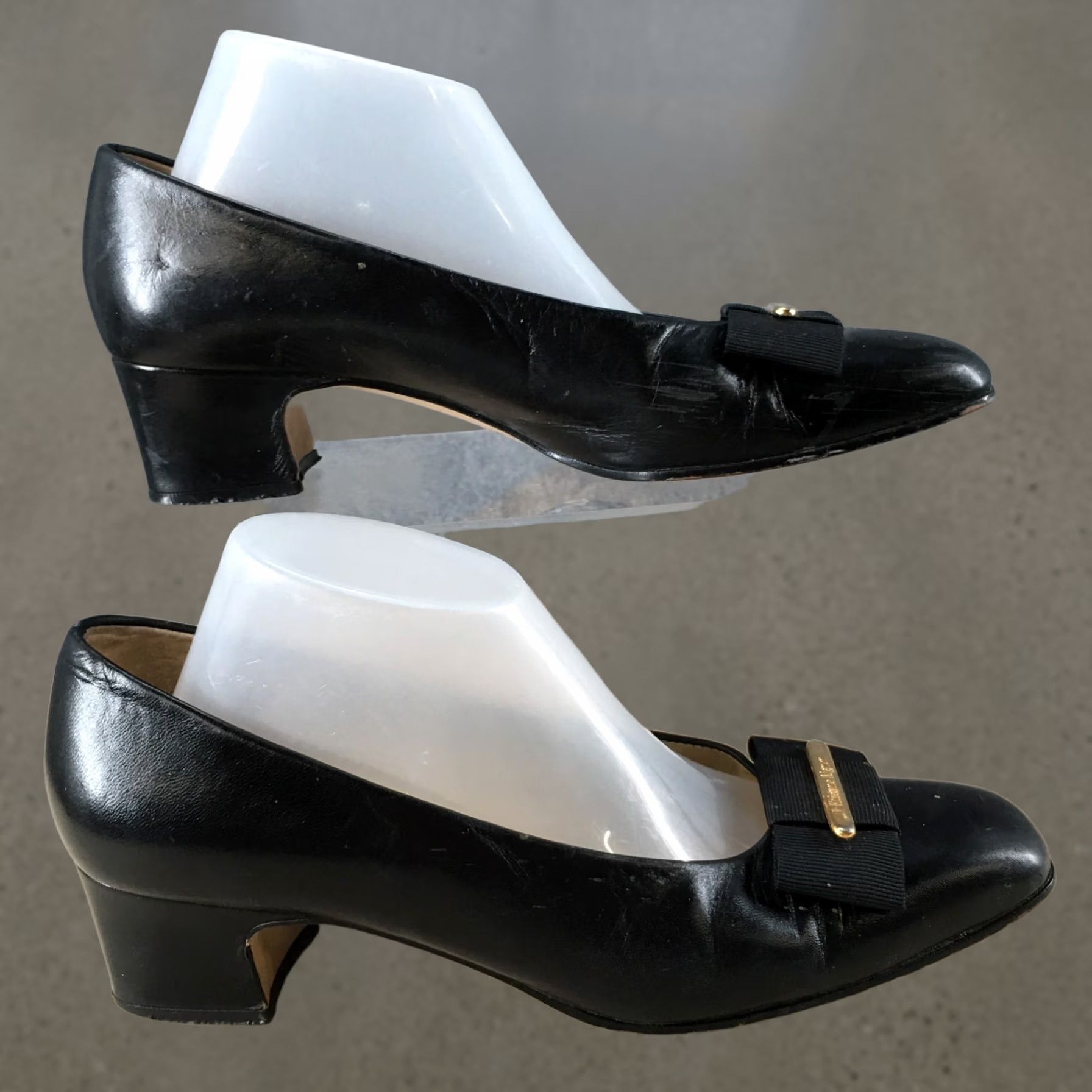 Aigner Aigner Pumps Womens Black Savannah Slip On Leather Comfort Casual Size US 7 / IT 37 - 1 Thumbnail