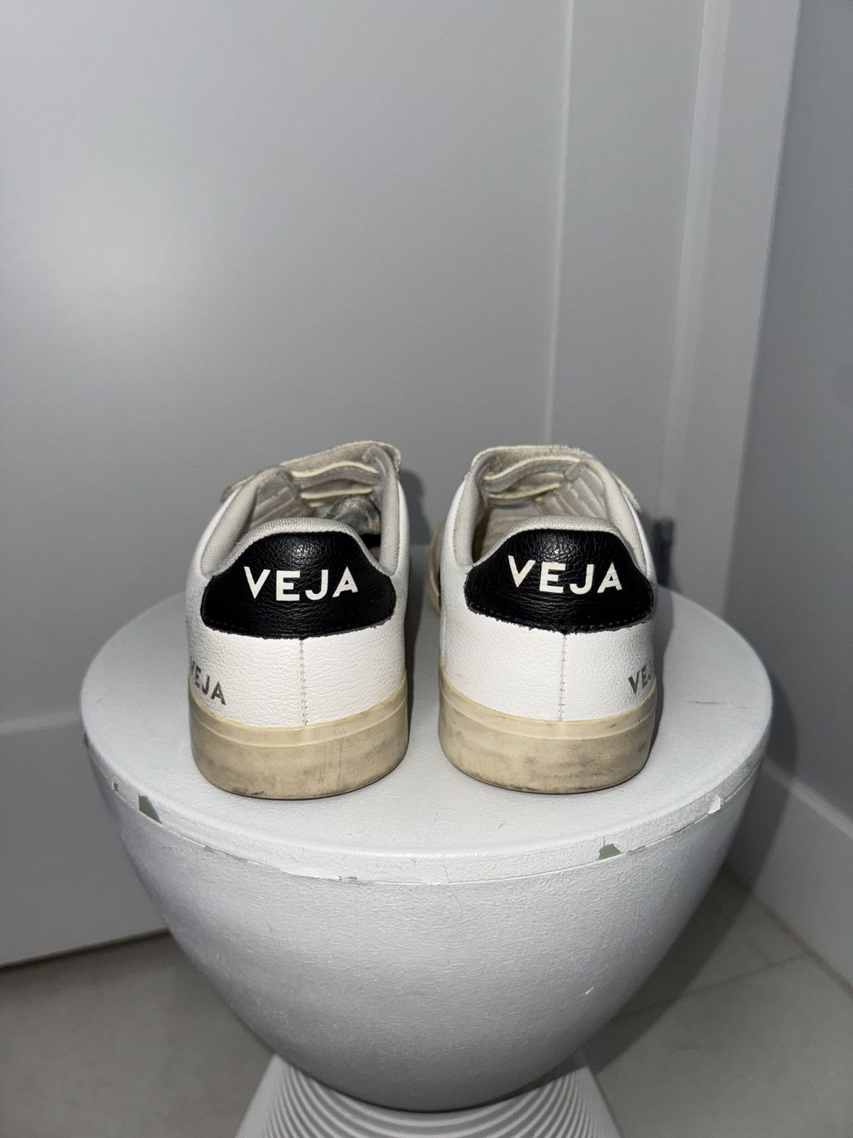 Veja Veja Women’s Recife Logo Sneaker/Size 7 Size US 7 / IT 37 - 7 Thumbnail