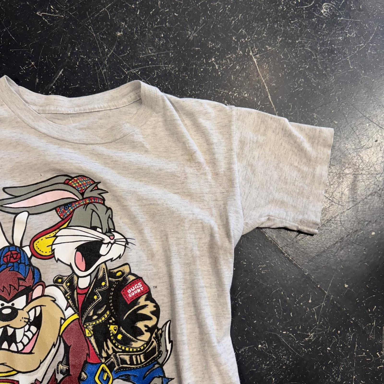 Vintage Vintage 1993 Looney Tunes Tee Size US S / EU 44-46 / 1 - 4 Thumbnail