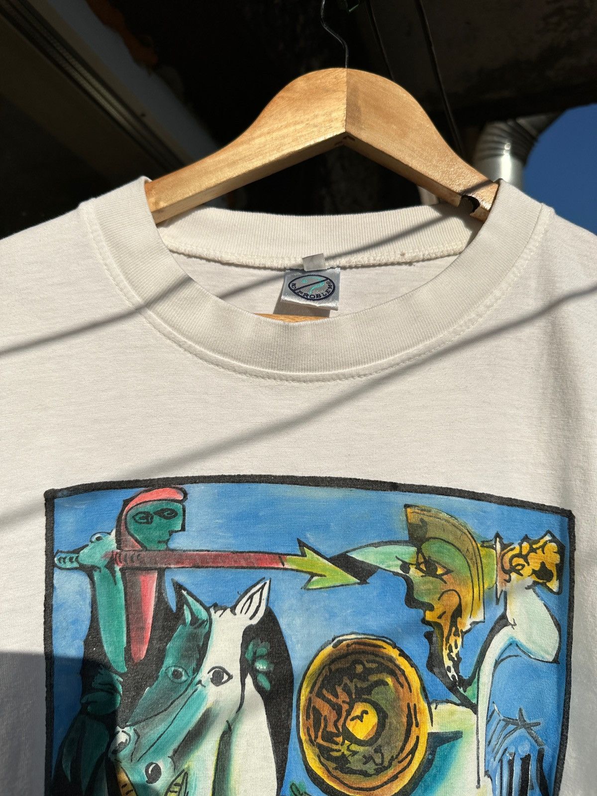 Vintage Vintage Pablo Picasso Rape Of The Sabine Art White T-Shirt Size US XL / EU 56 / 4 - 5 Thumbnail