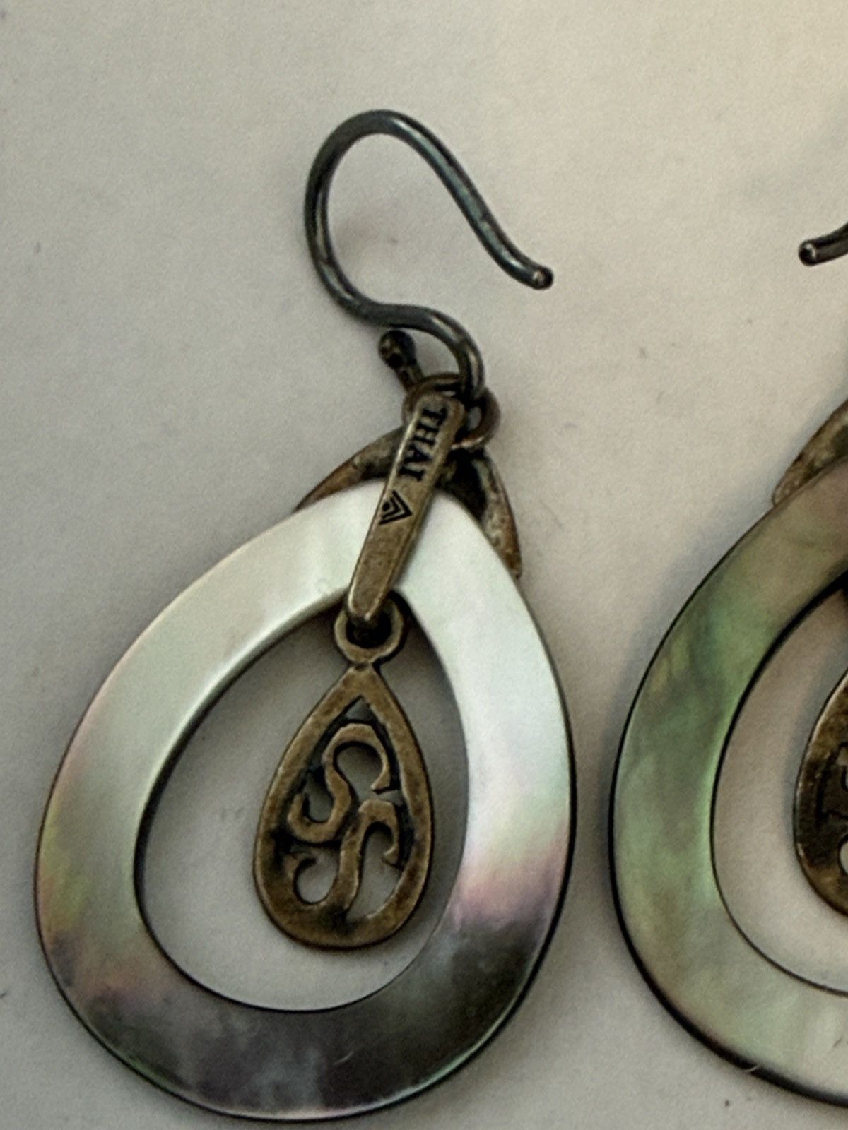Other Silpada mother of pearl silver earrings Size ONE SIZE - 4 Thumbnail