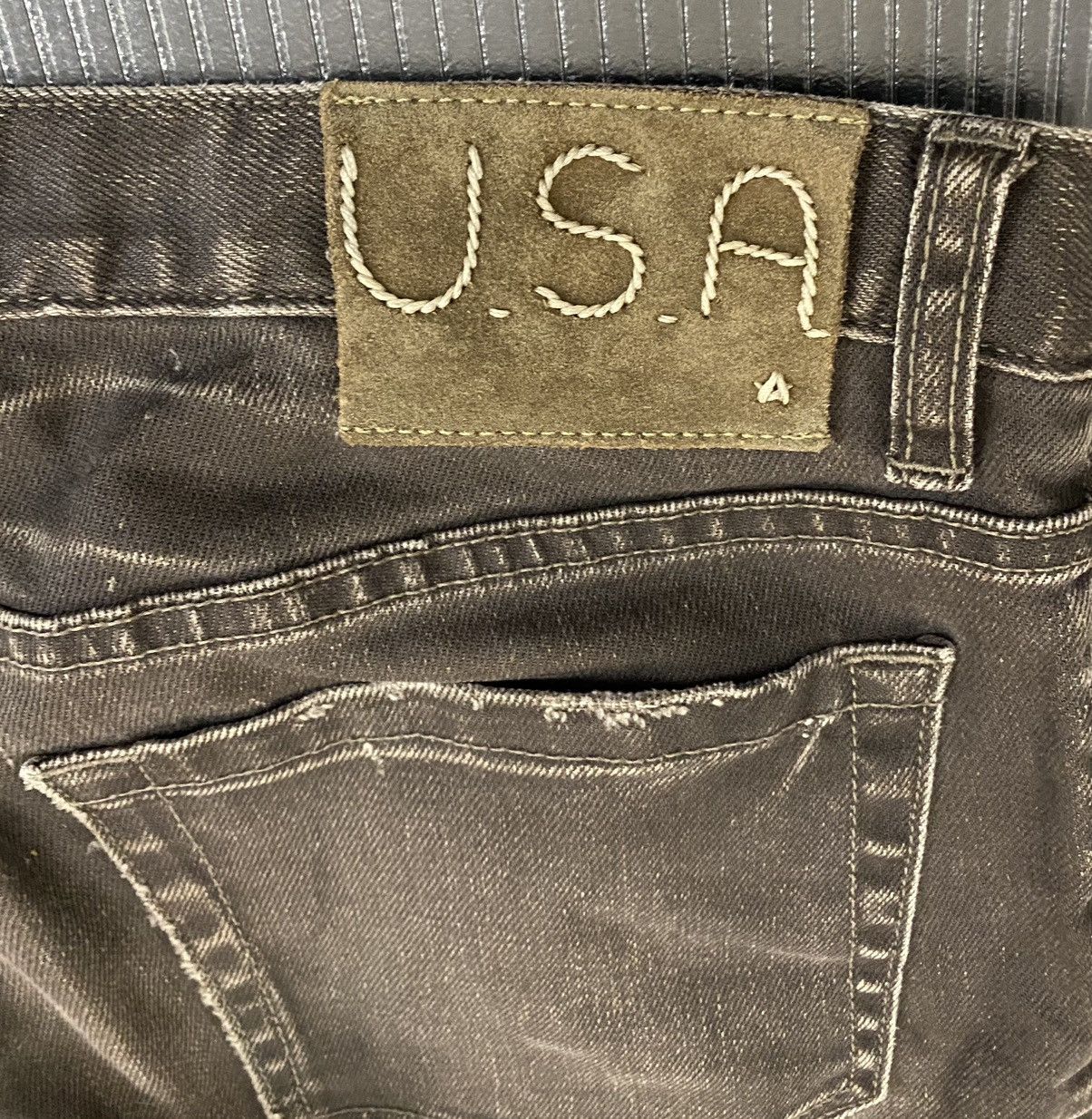 John Varvatos John Varvatos USA Asphalt Bowery Button fly jeans 32RG Size US 32 / EU 48 - 4 Thumbnail