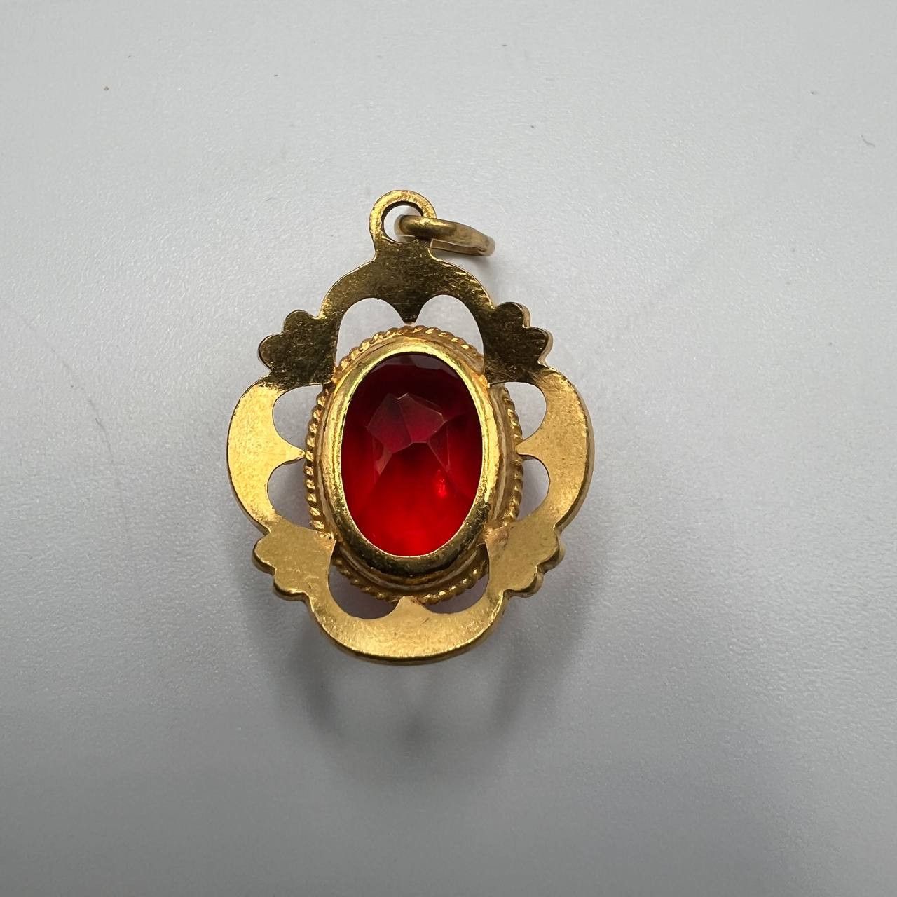 Vintage Vintage USSR Retro Style Jewelry Pendant Gold Tone Red Stone Size ONE SIZE - 2 Thumbnail