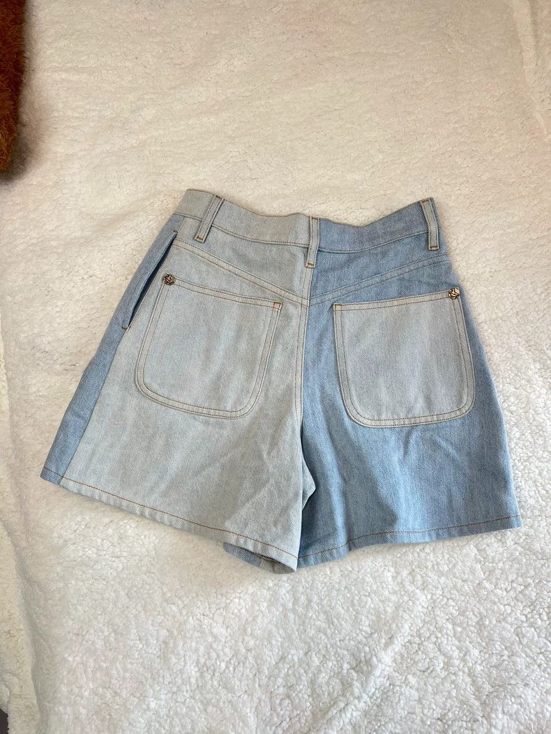 Chanel Chanel Greek series color-blocked denim shorts 2504-Nextarr Size 42" / US 20 - 2 Thumbnail